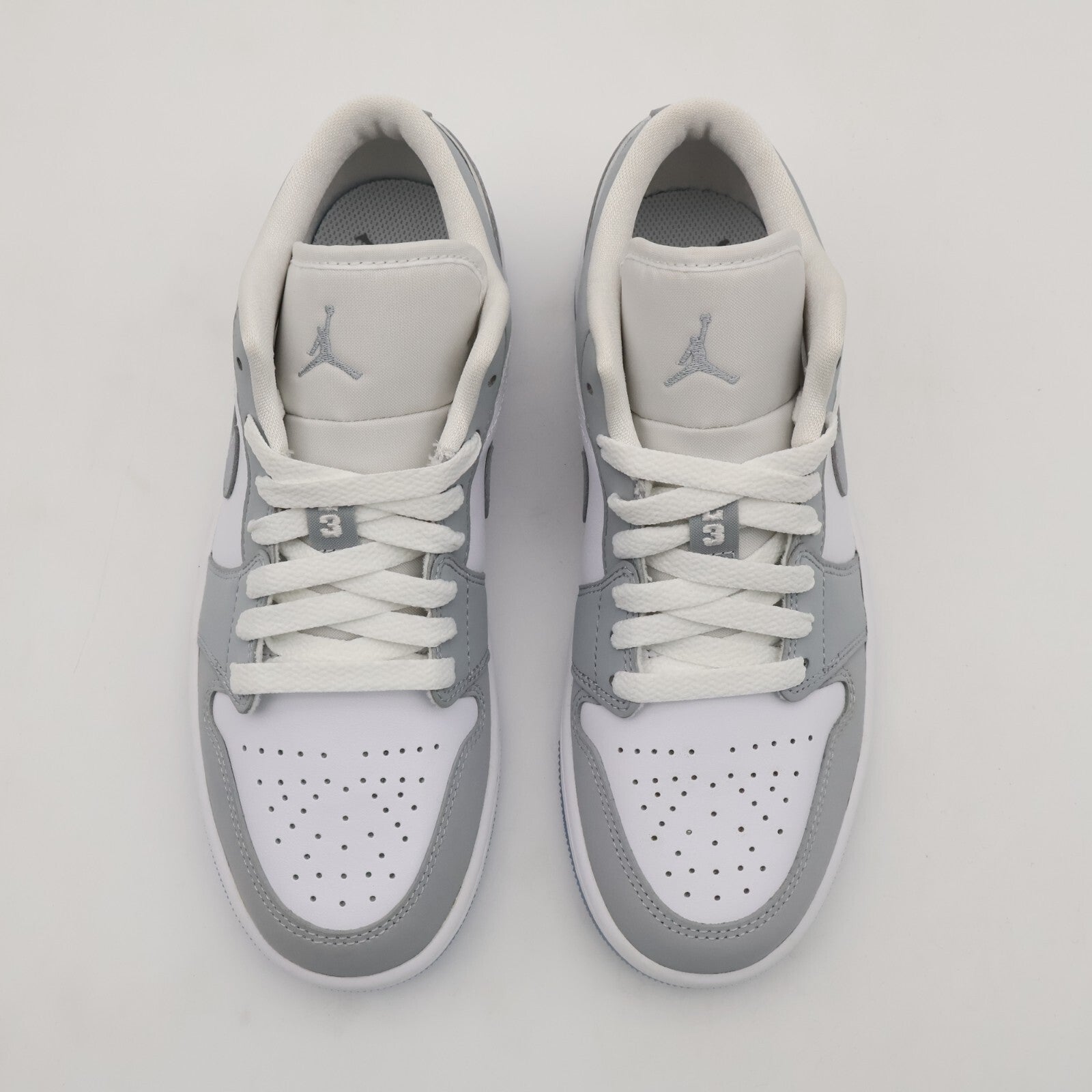 DC0774-105 Nike Air Jordan 1 Low Wolf Grey Aluminium (Women's)