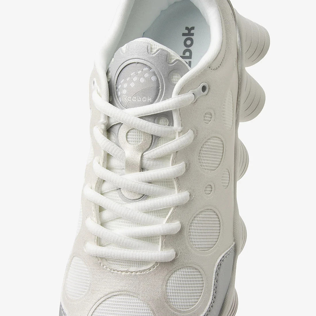 R00137 Reebok ATV-19+ "Silver" (Men's)