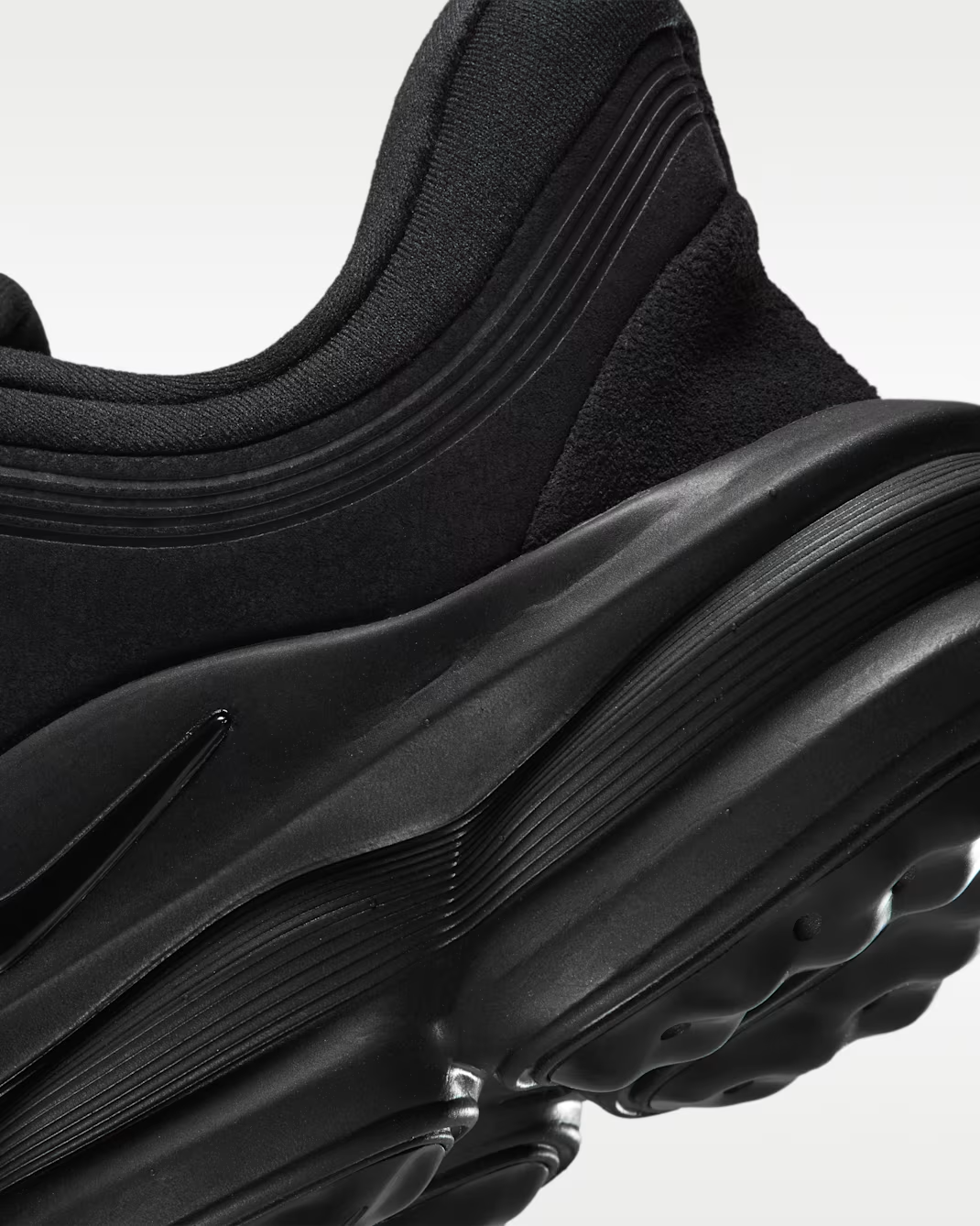 IR0448-001 Nike 24.7 Shoes (Women's)