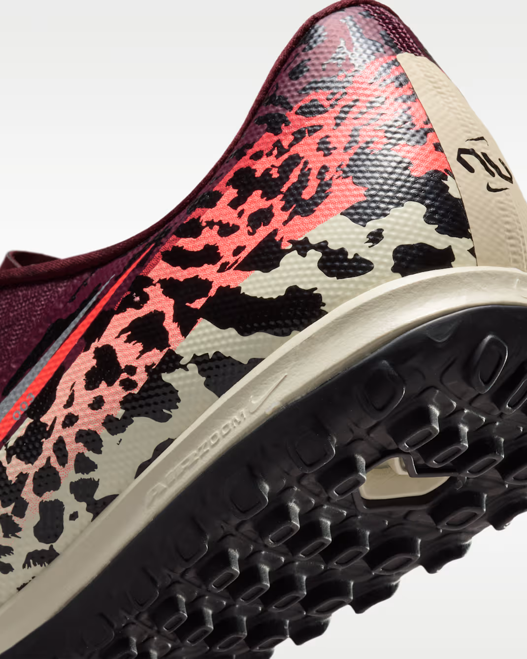 IO9328-661 Nike United Mercurial Vapor 16 Academy Burgundy Crush (Men's)