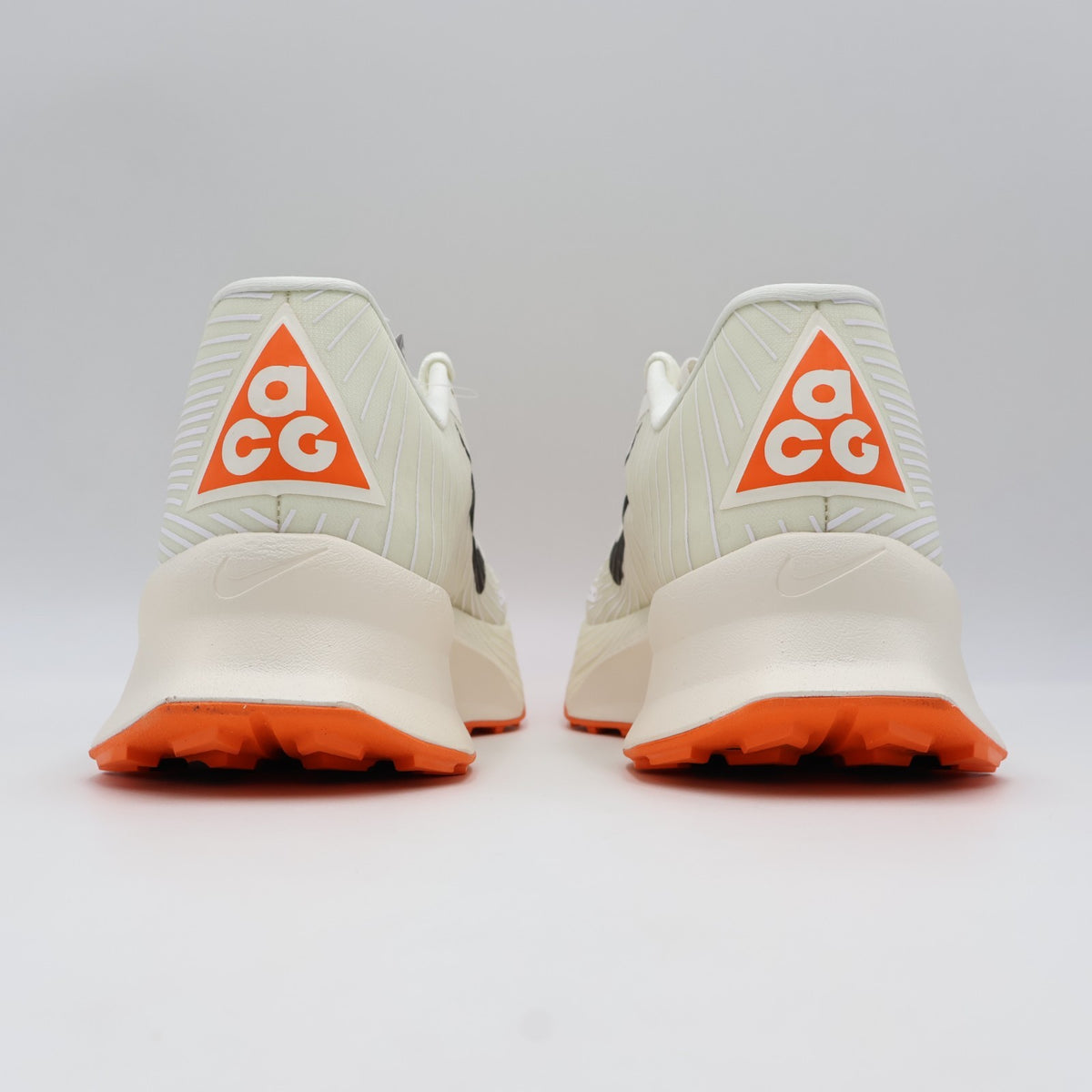 HF5668-101 Nike ACG Ultrafly Trail Sail Safety Orange (Men's)