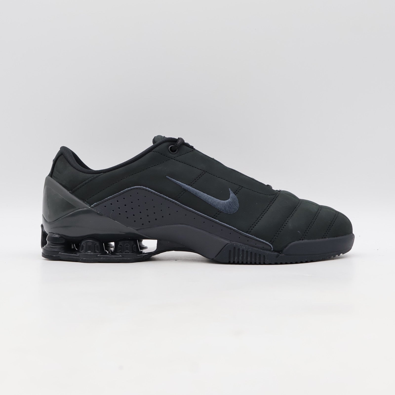 IO9934-001 Nike Total 90 Shox Magia Suede "Black" (Women's)