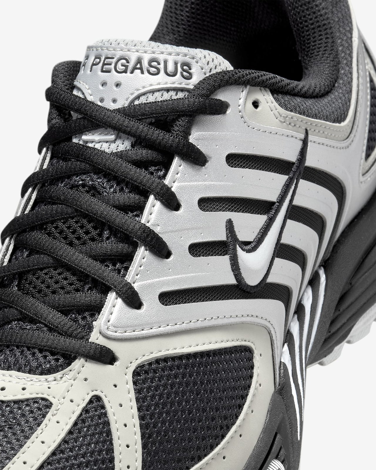 HQ5403-001 Nike Air Pegasus 2K5 Metallic Silver (Men's)