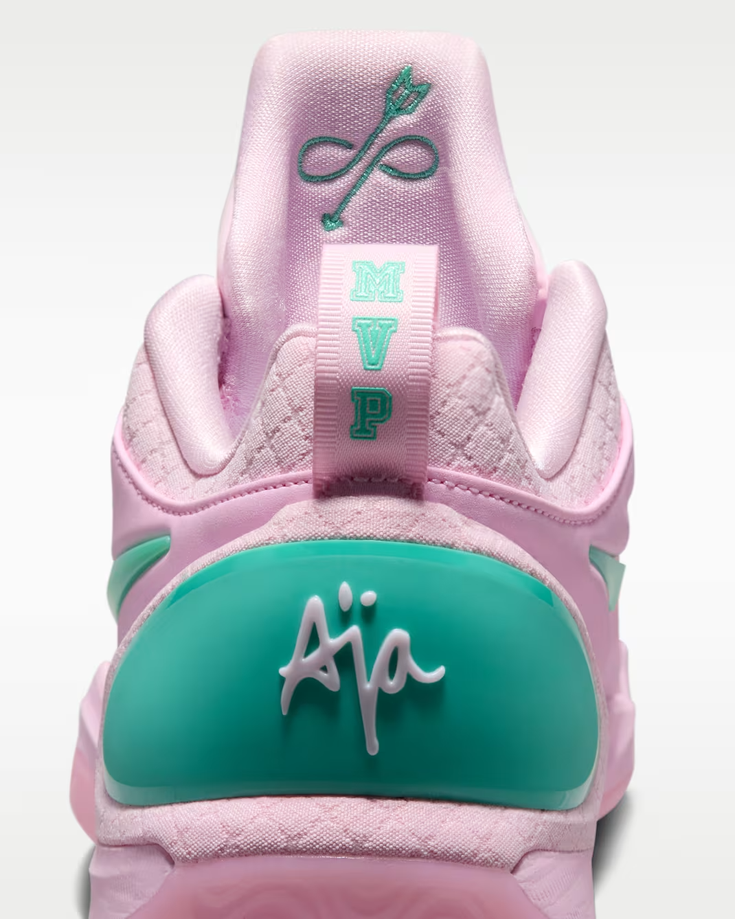 IH1136-602 Nike A'Two "Pinkies Up" EP A'ja Wilson Basketball Shoes (Women's)
