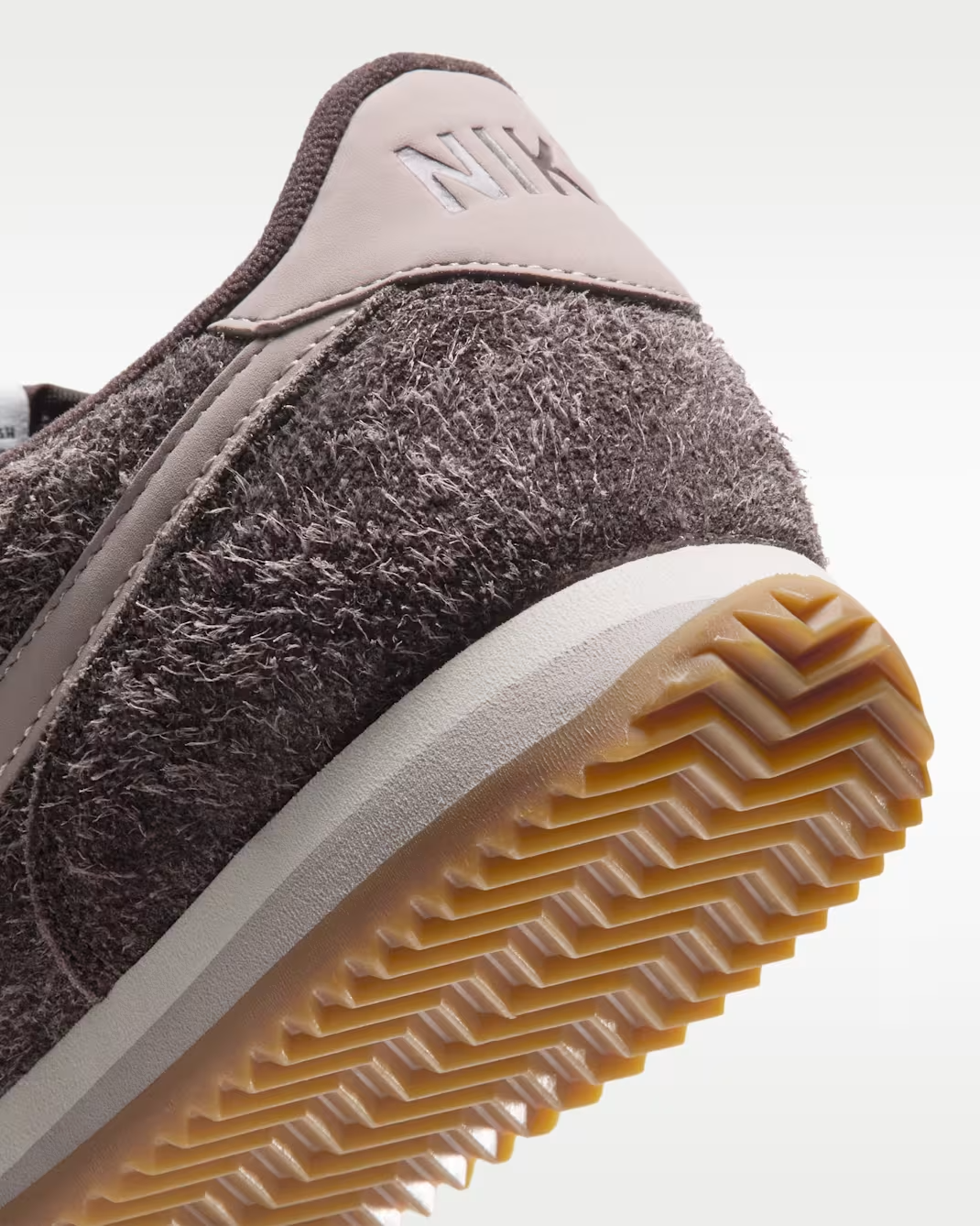 IQ0025-200 Nike Cortez Suede "Baroque Brown/Sail" (Women's)