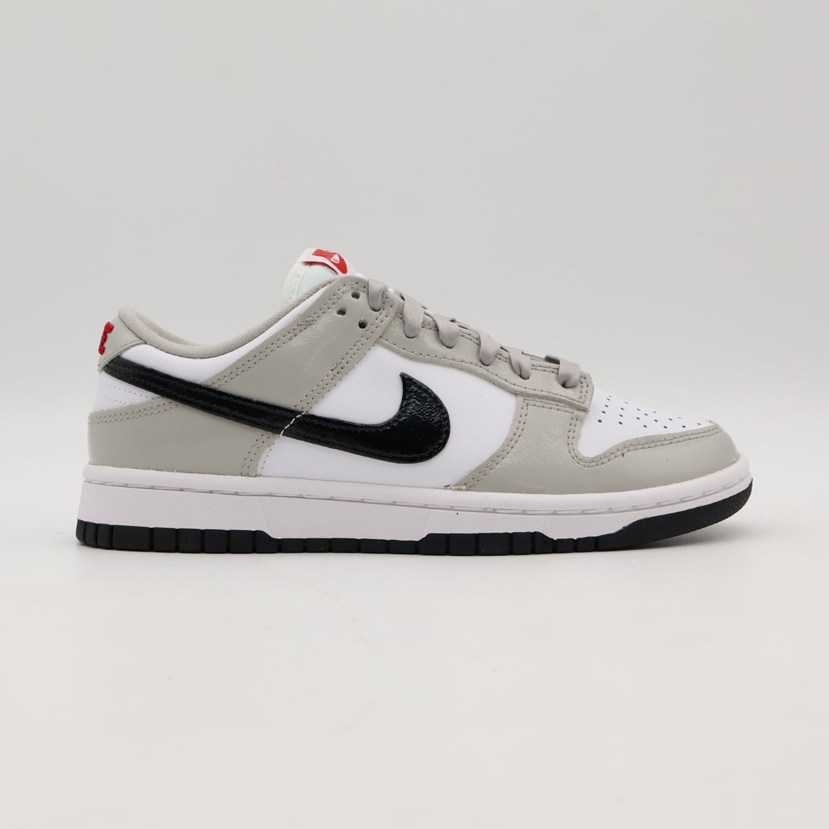 DQ7576-001 Nike WMNS Dunk Low ESS Light Iron Ore Black White Grey Steel Gray