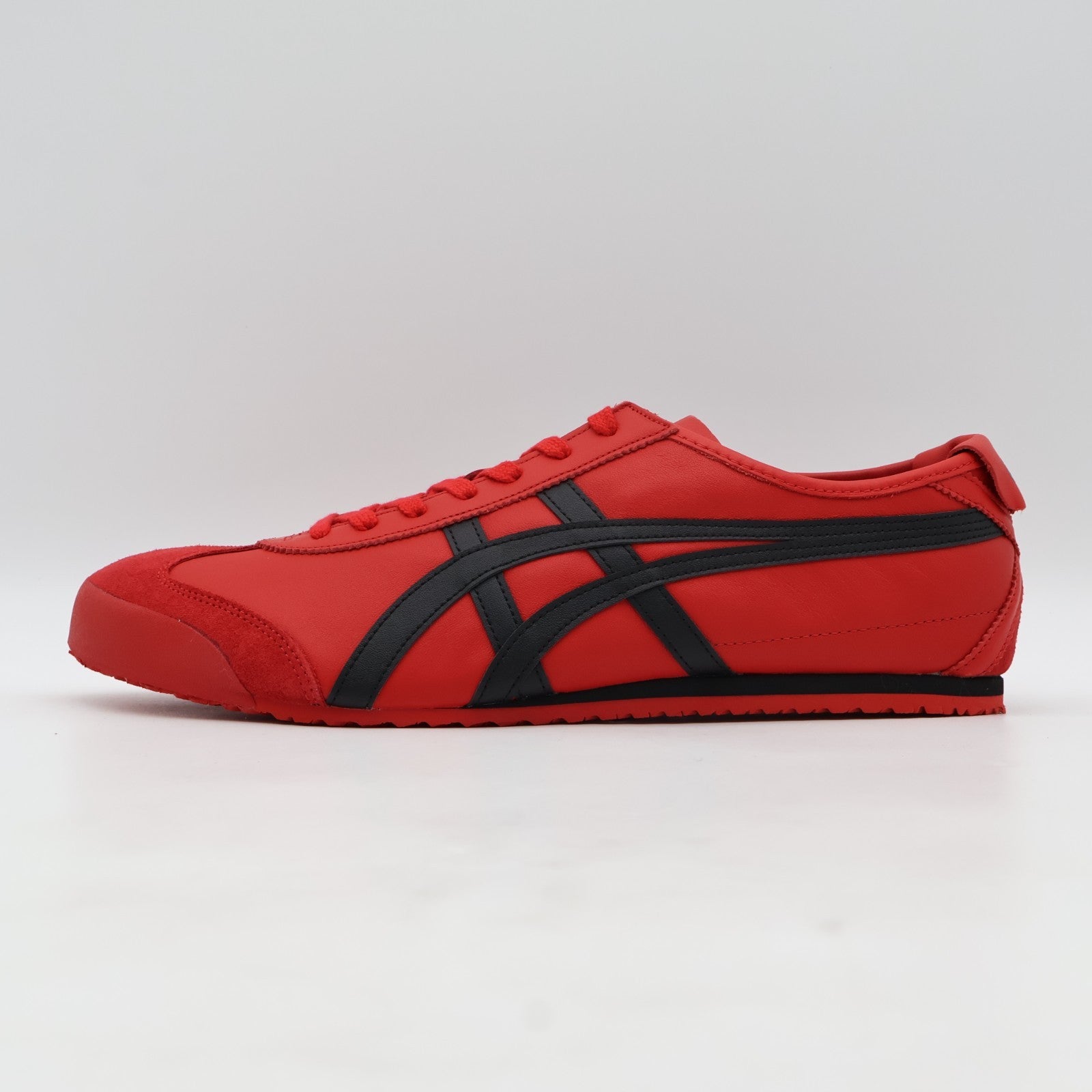 1183C102-600 Onitsuka Tiger MEXICO 66 CLASSIC RED BLACK (Men's)