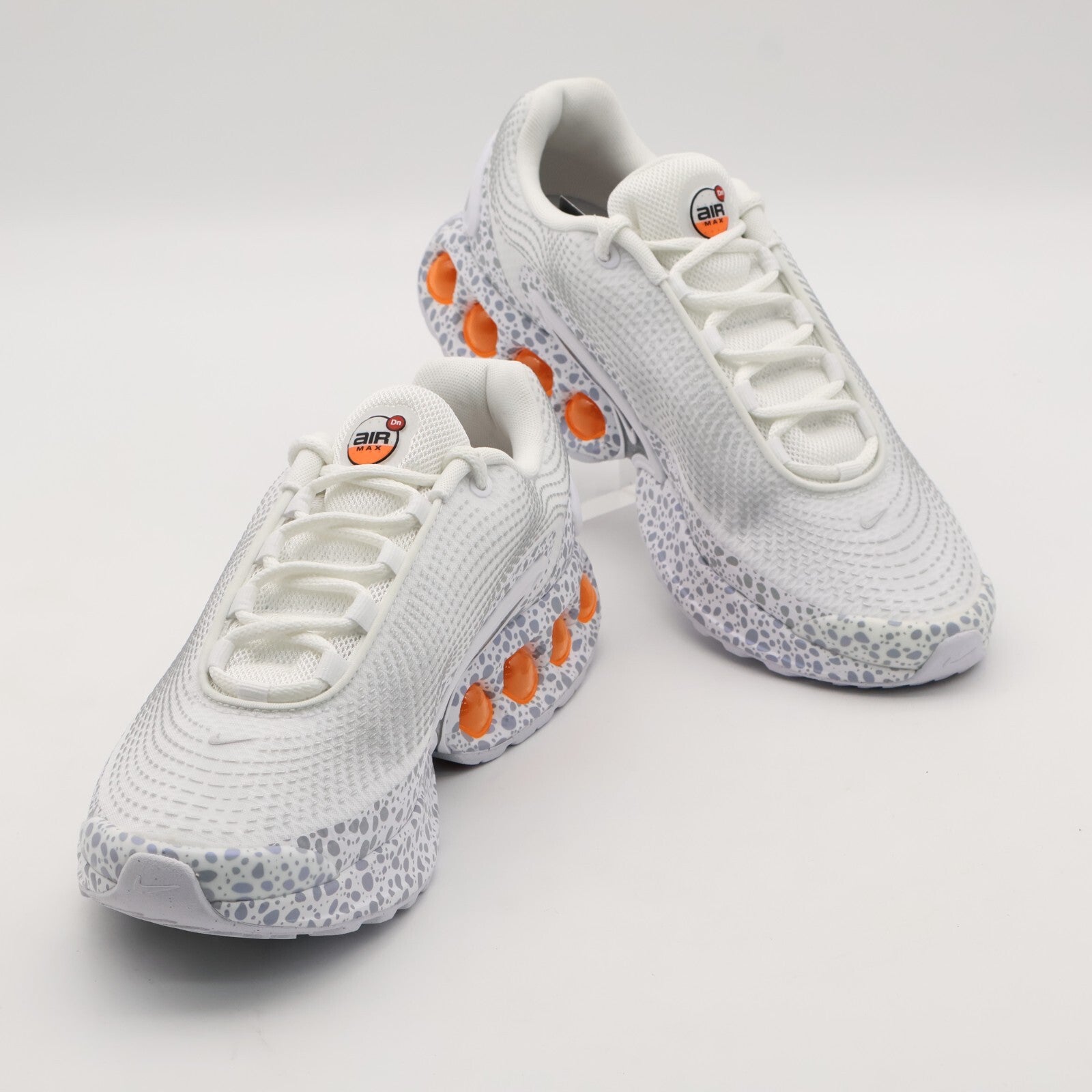 HM0811-100 Nike Air Max DN PRM Electric White Metallic Silver (Men's)