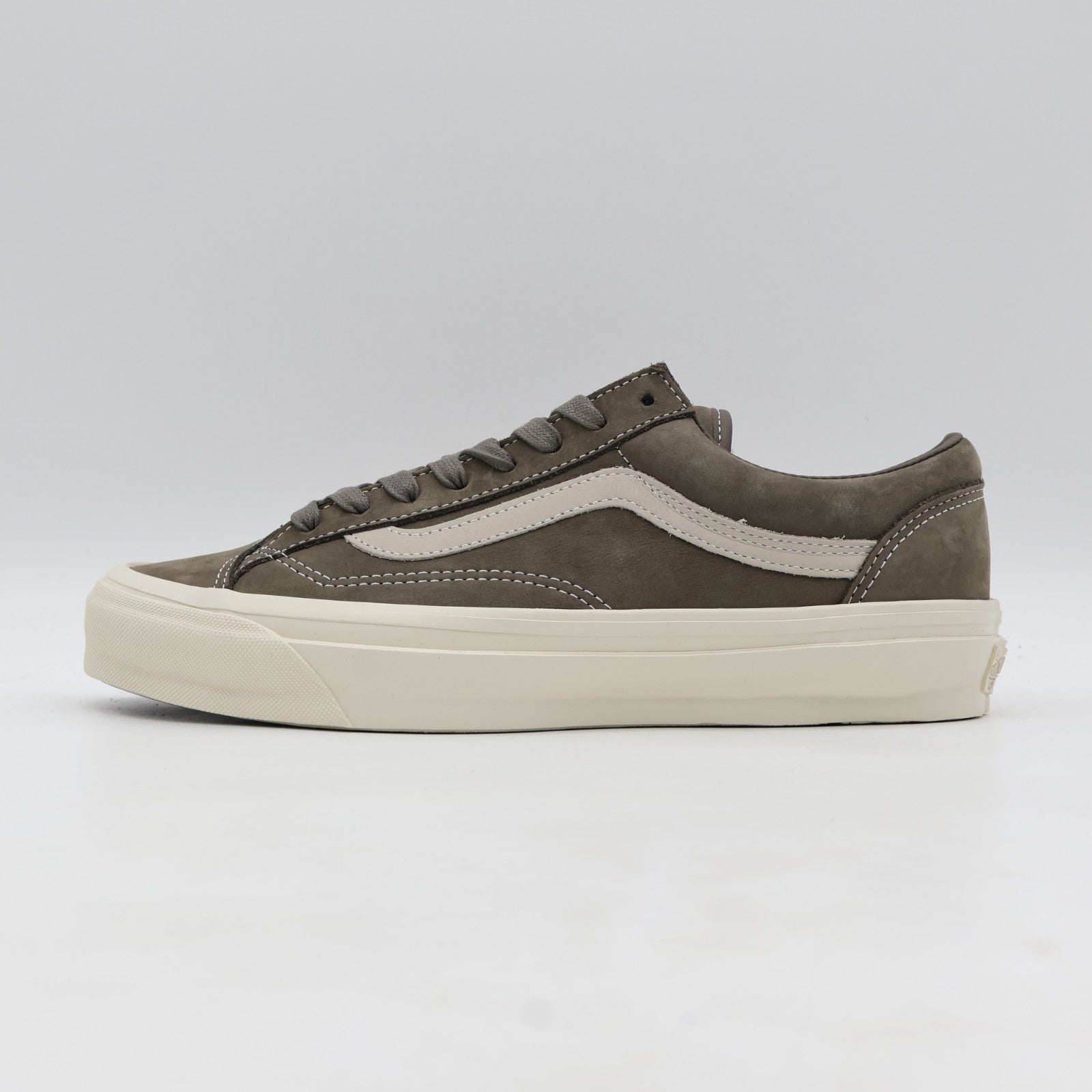 VN000D9R9JC Vans Premium Old Skool 36 Bungee Cord (Men's)