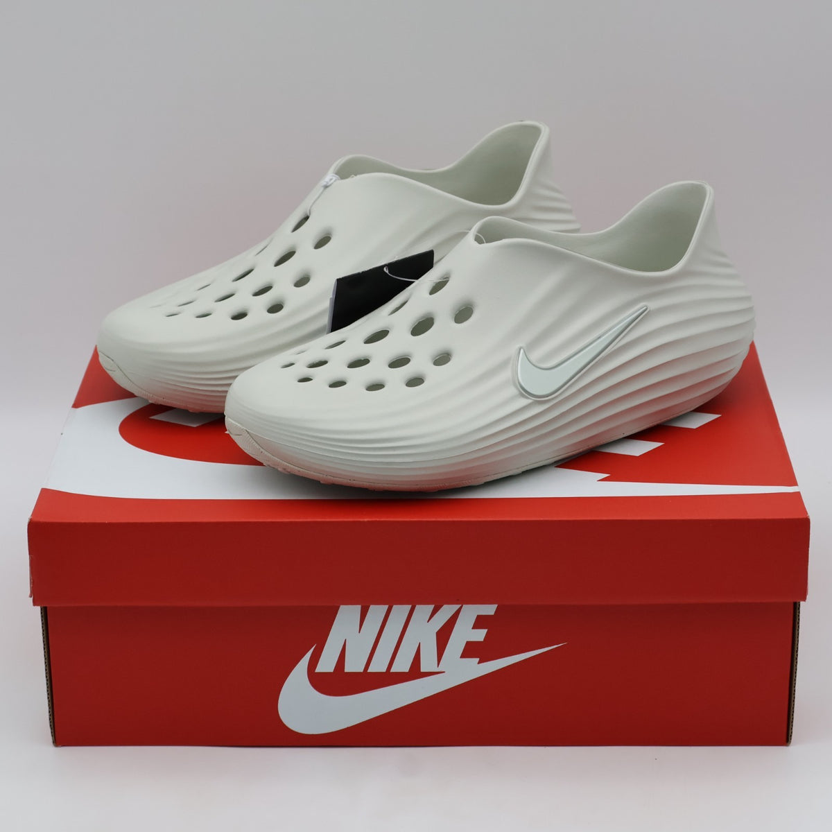 HV5060-005 Nike ReactX Rejuven8 Spruce Aura Light Silver (Men's)