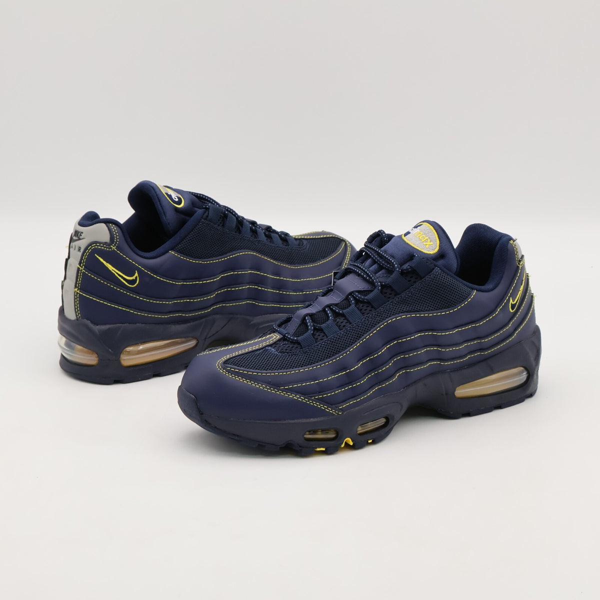 IB7936-400 Nike Air Max 95 OG Big Bubble Obsidian Varsity Maize (Men's)