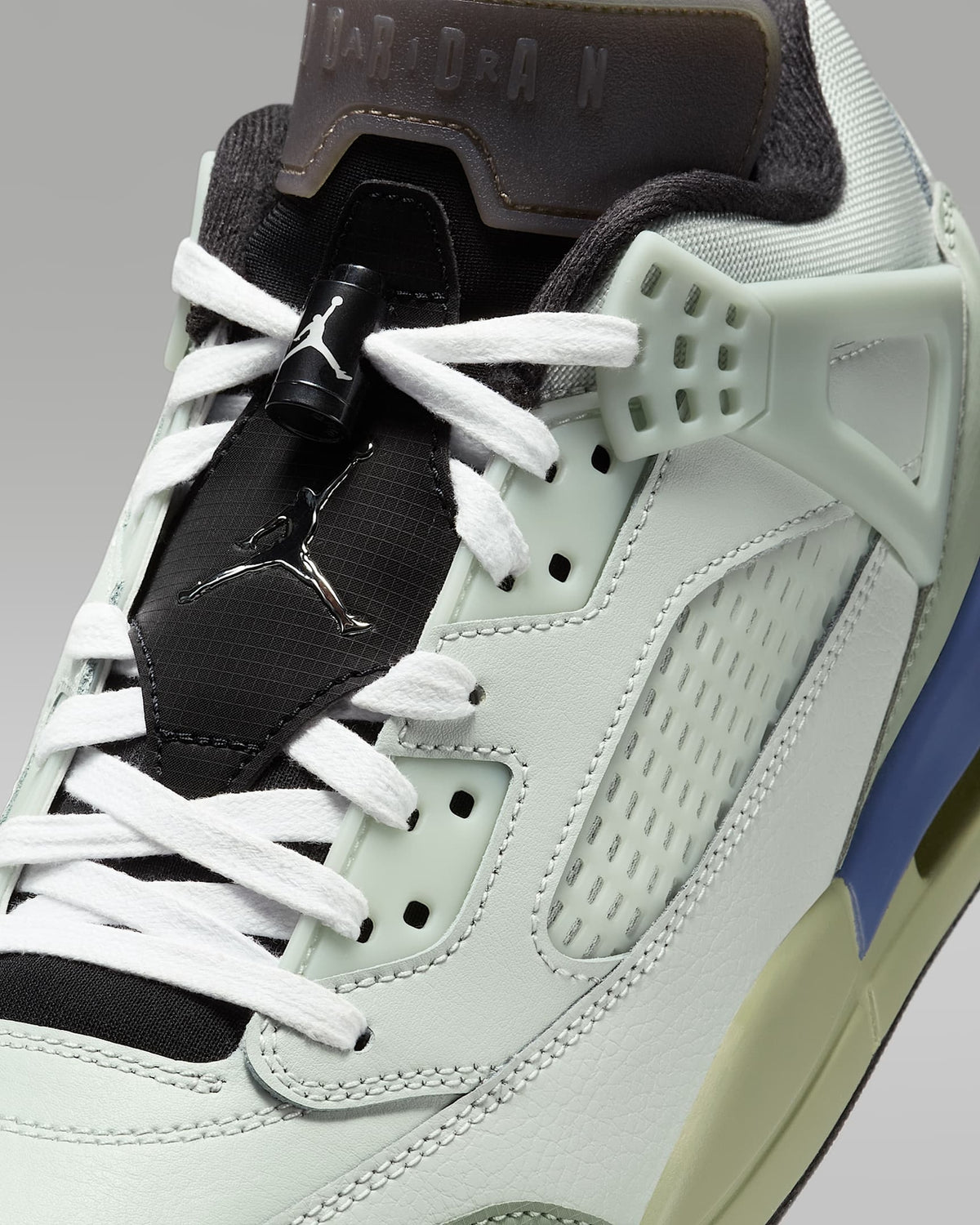HV5969-003 Nike Jordan Spizike Low Light Silver Jade Horizon (Men's)