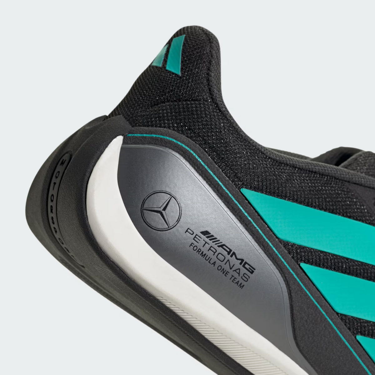 JQ3273 Mercedes AMG Petronas F1 Team Ã adidas Feroza Base Core Black/Semi (Men's