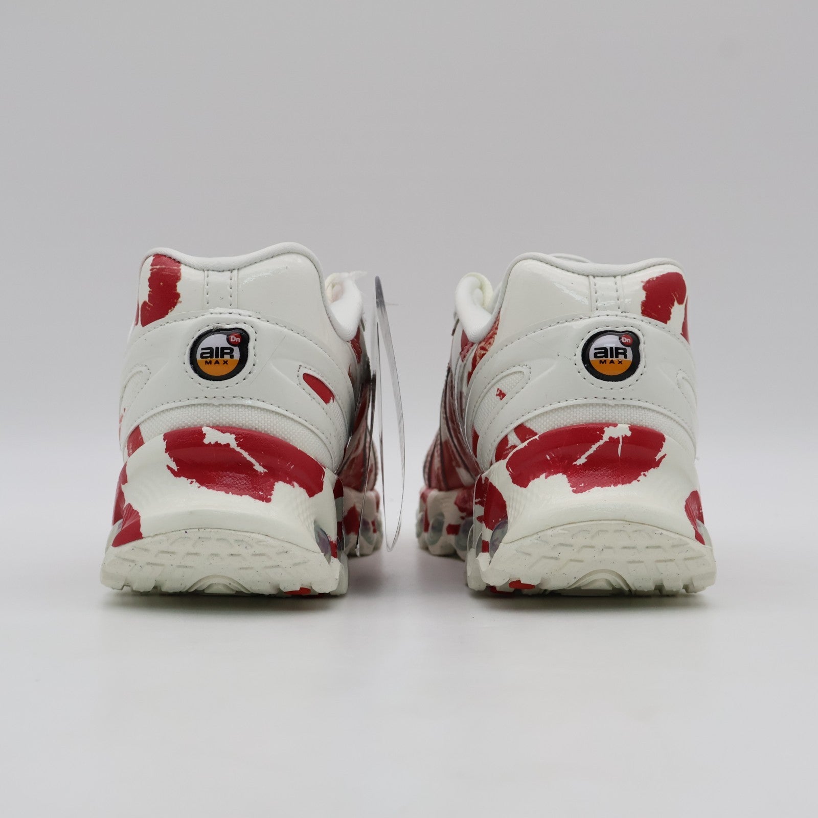 IM4029-100 Vaquera Nike Air Max DN8 Sail Prime Red (Women's)