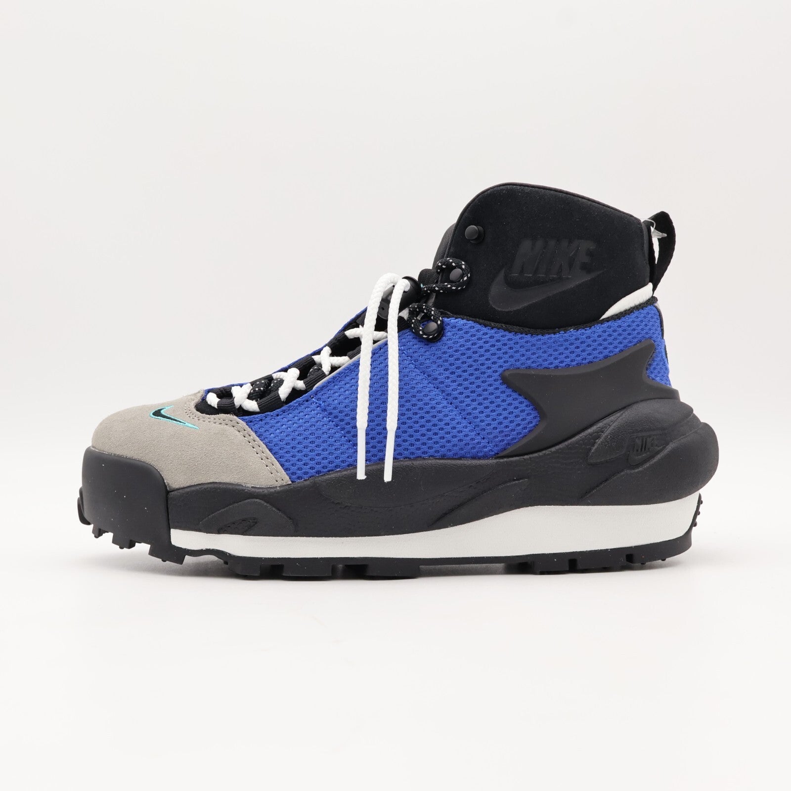 FN0563-400 sacai Nike Magmascape Varsity Royal (Men's)