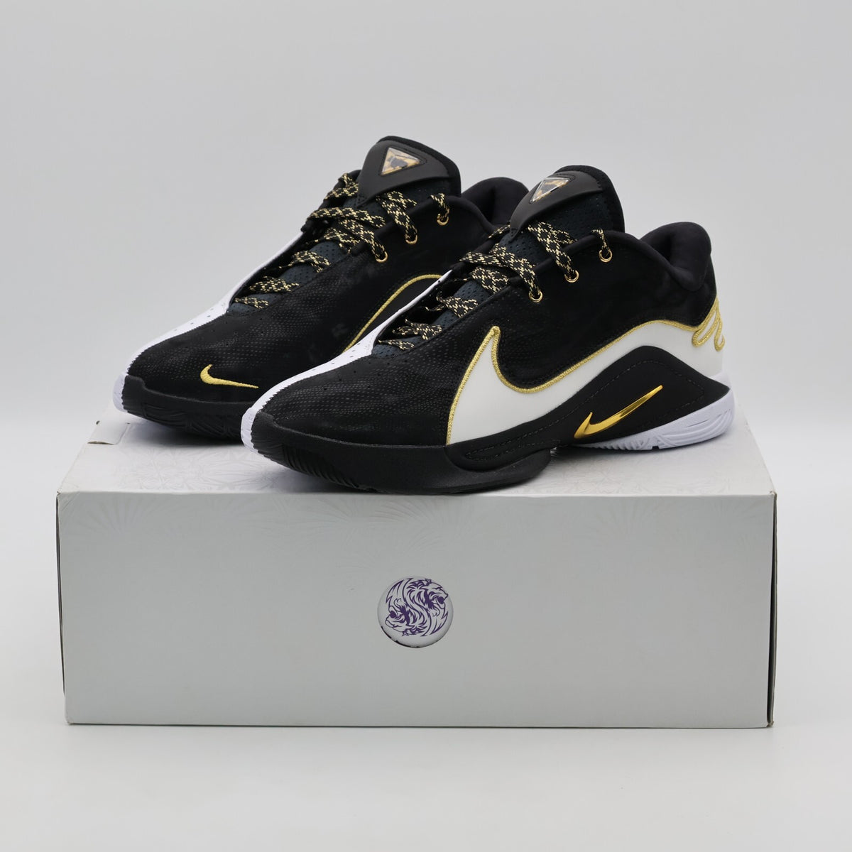 HV8453-100 HV8454-100 Nike LeBron 22 White Metallic Gold Black (Men's)