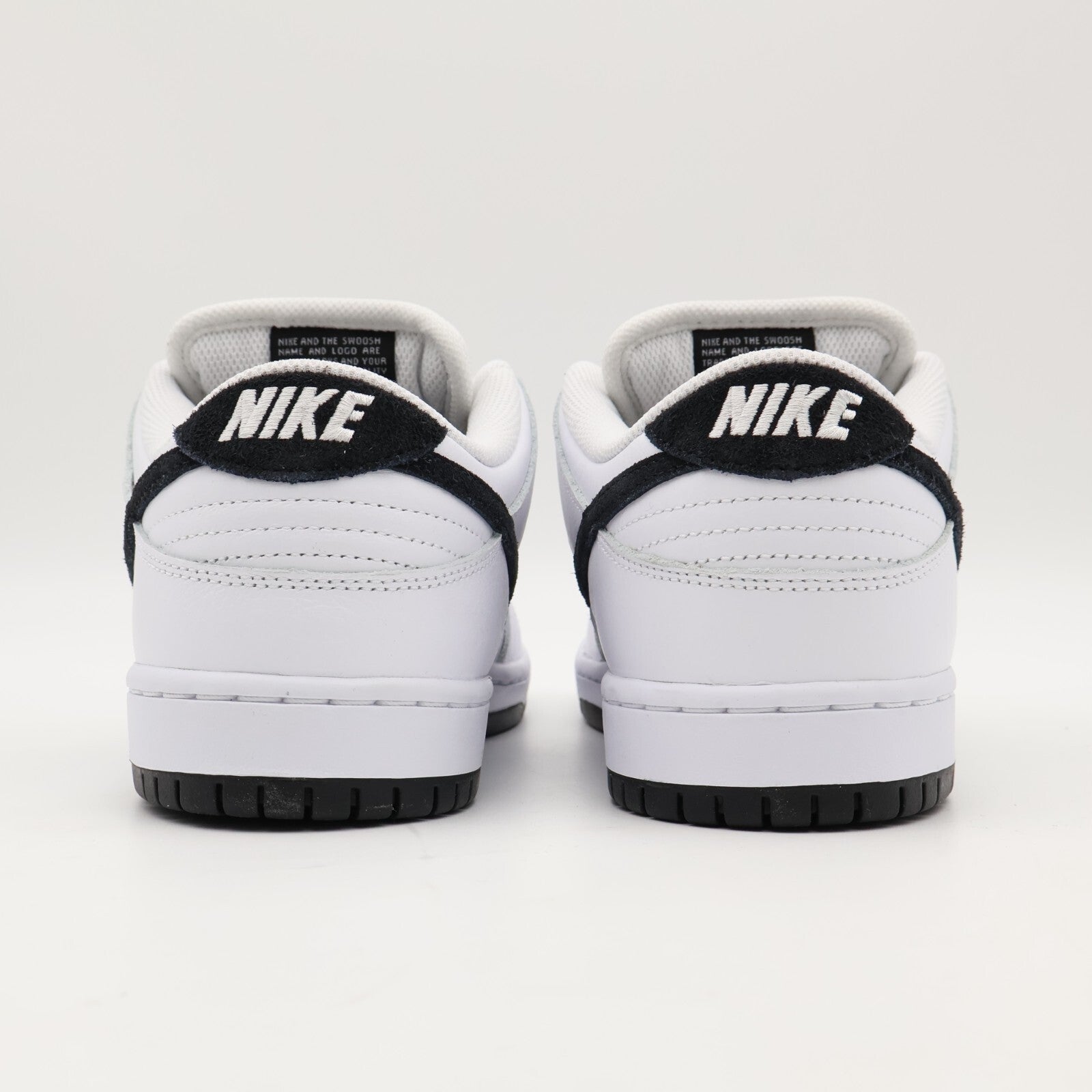 HF3704-100 Nike SB Dunk Low Pro White Black (Men's)