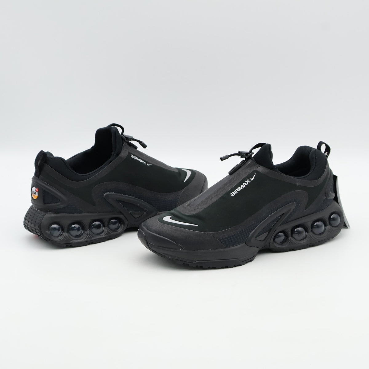 HQ8605-001 Nike Air Max DN Roam Triple Black Metallic Silver (Men's)