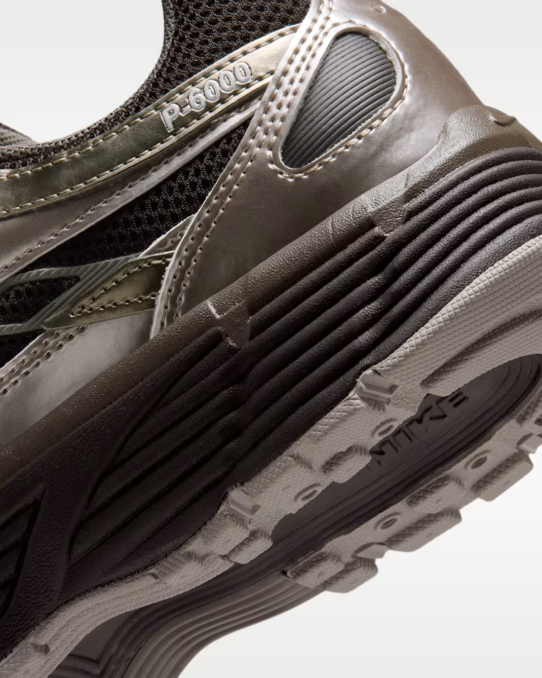 IO3496-200 Nike P-6000 "Velvet Brown/Cream 2" (Women's)
