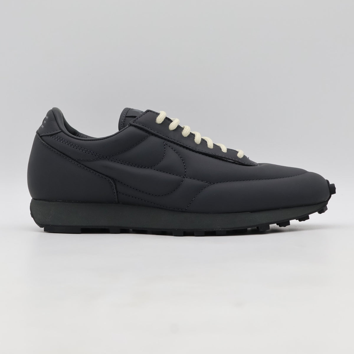 IO4865-200 Nike Daybreak SP Moon Particle (Men's)