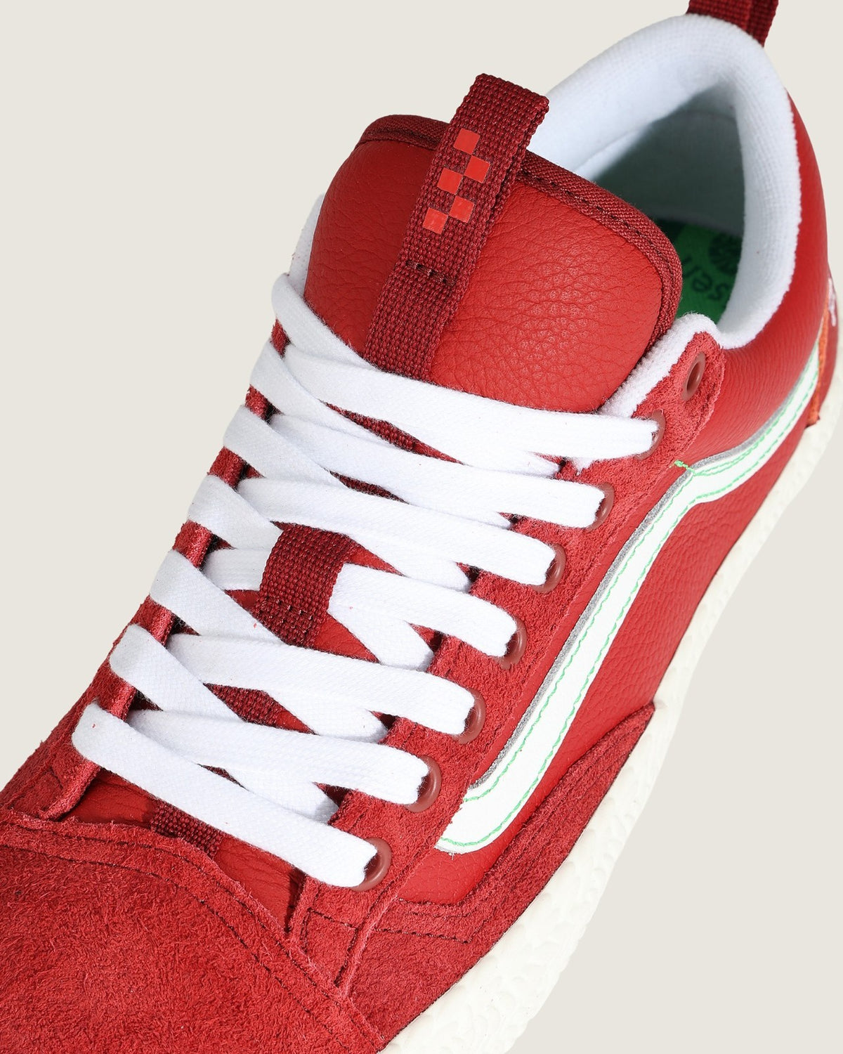 VN000D5RCXS Evisen Skateboards Ã Vans Skate Old Skool 36+ "Ruby Wine" (Men's)