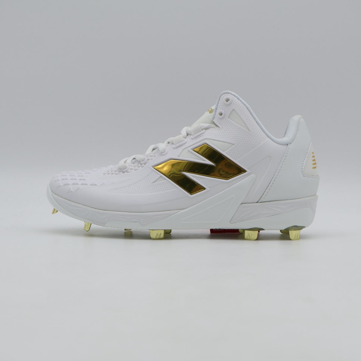 MSHOWT1 New Balance FuelCell Ohtani 1 White Metallic Gold (Cleat) (Men's)