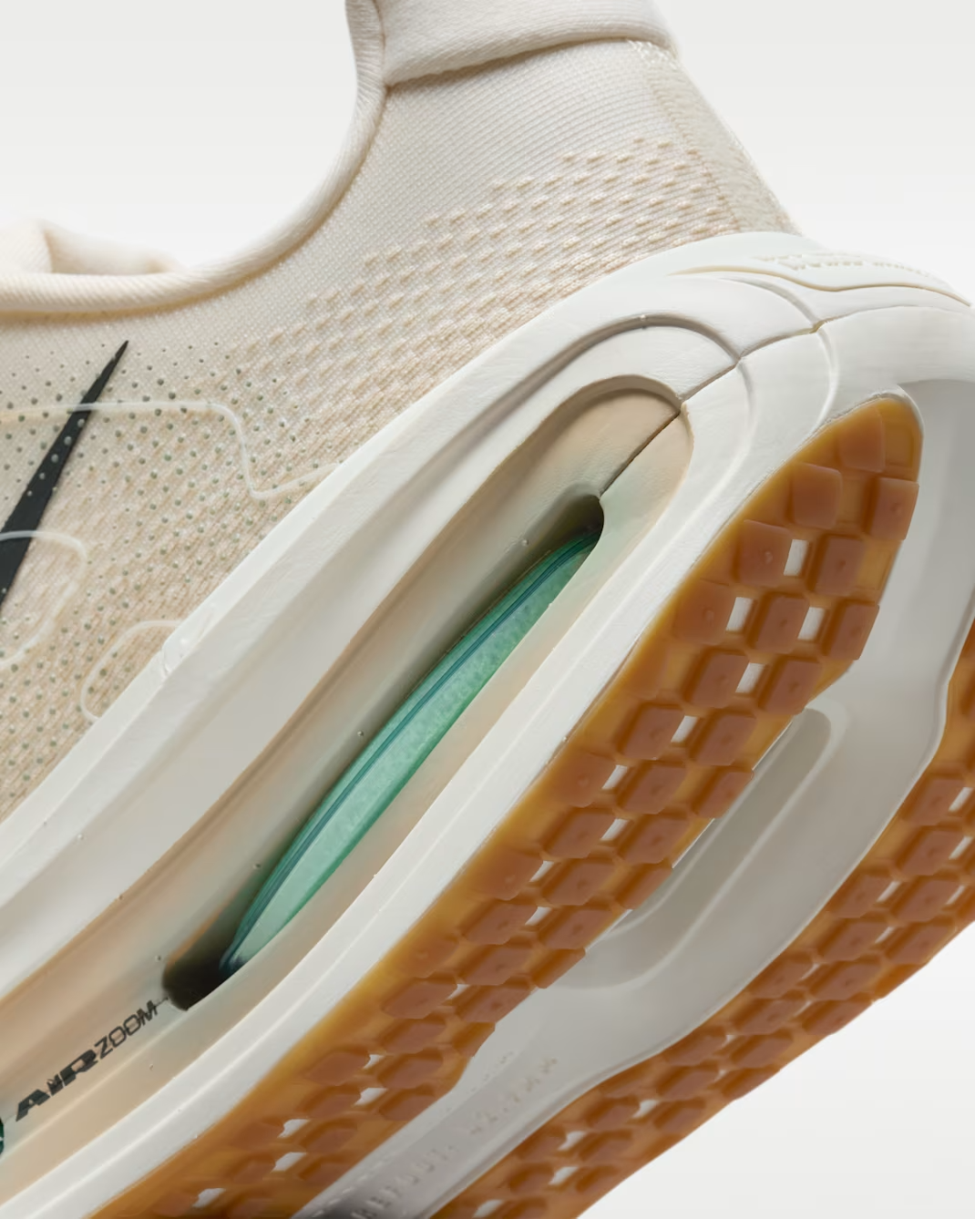 HQ2050-106 Nike Zoom Vomero PRM Pale Ivory Sanddrift (Men's)