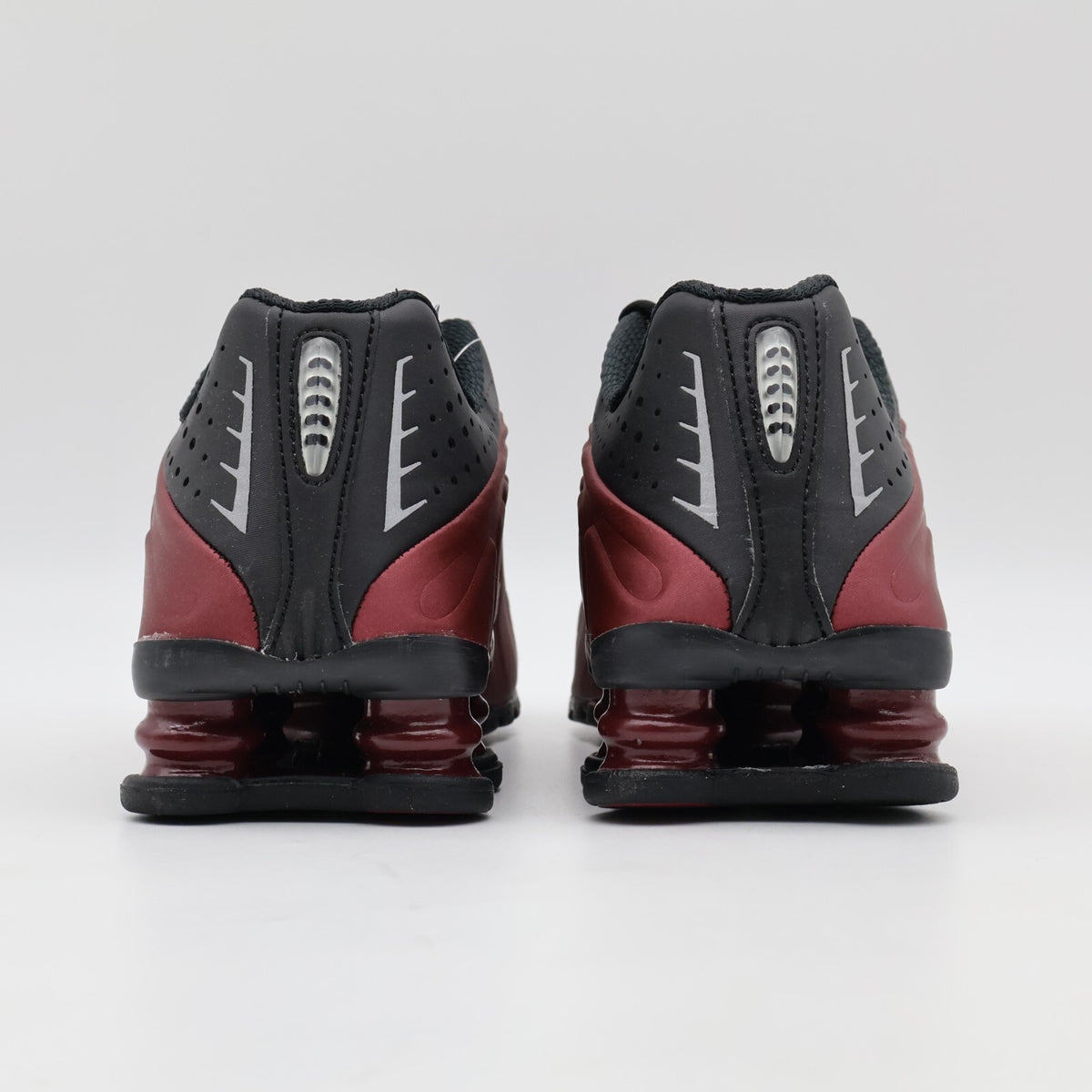 AR3565-009 Nike Shox R4 Black Metallic Silver Team Red (Women's)