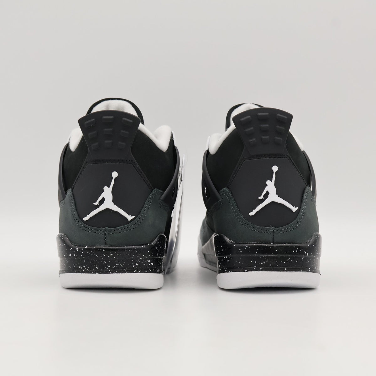 FQ8213-002 Nike GS Air Jordan 4 Retro Fear