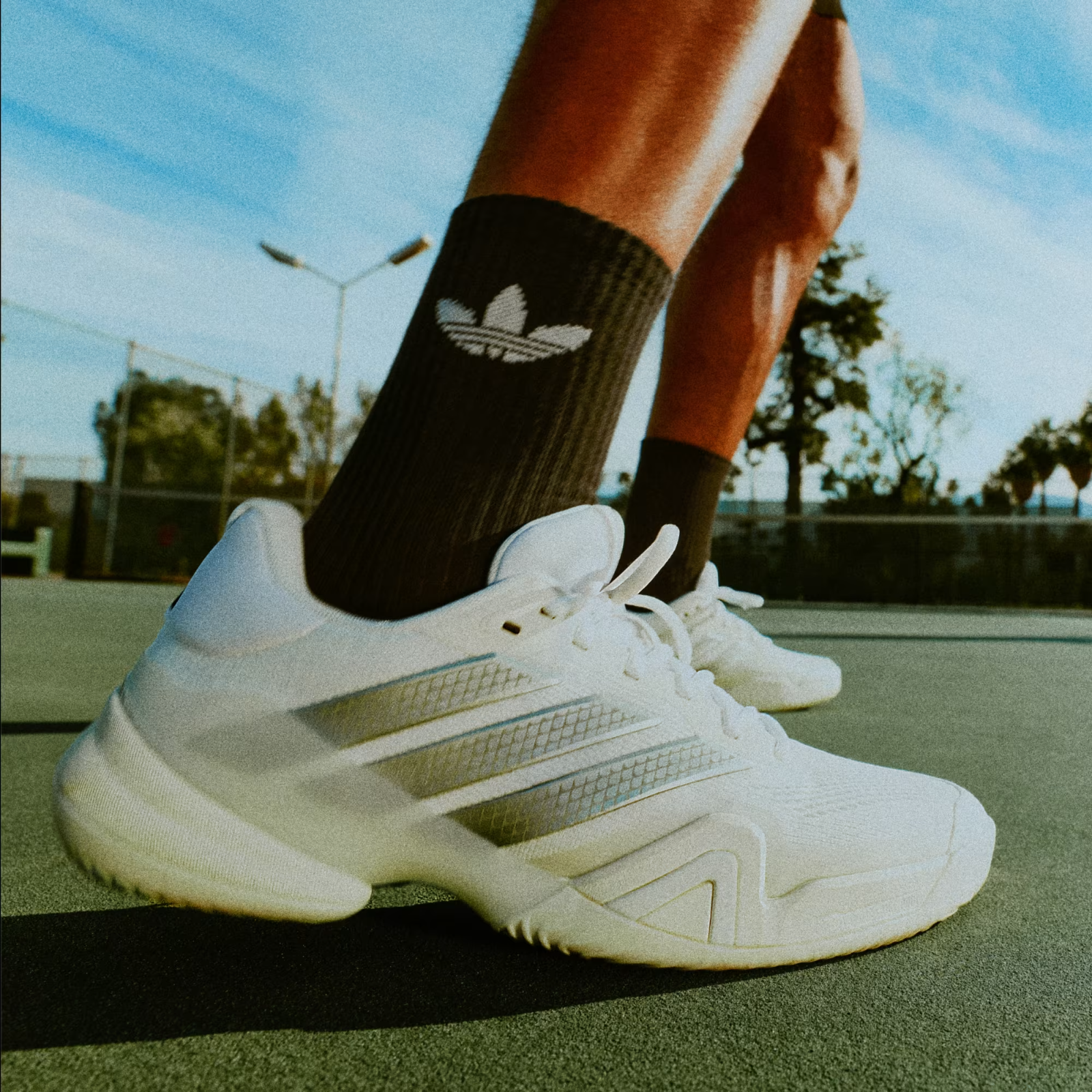 KK4377 adidas Barricade 14 Tennis "Cloud White/Tech Grey Metallic" (Men's)