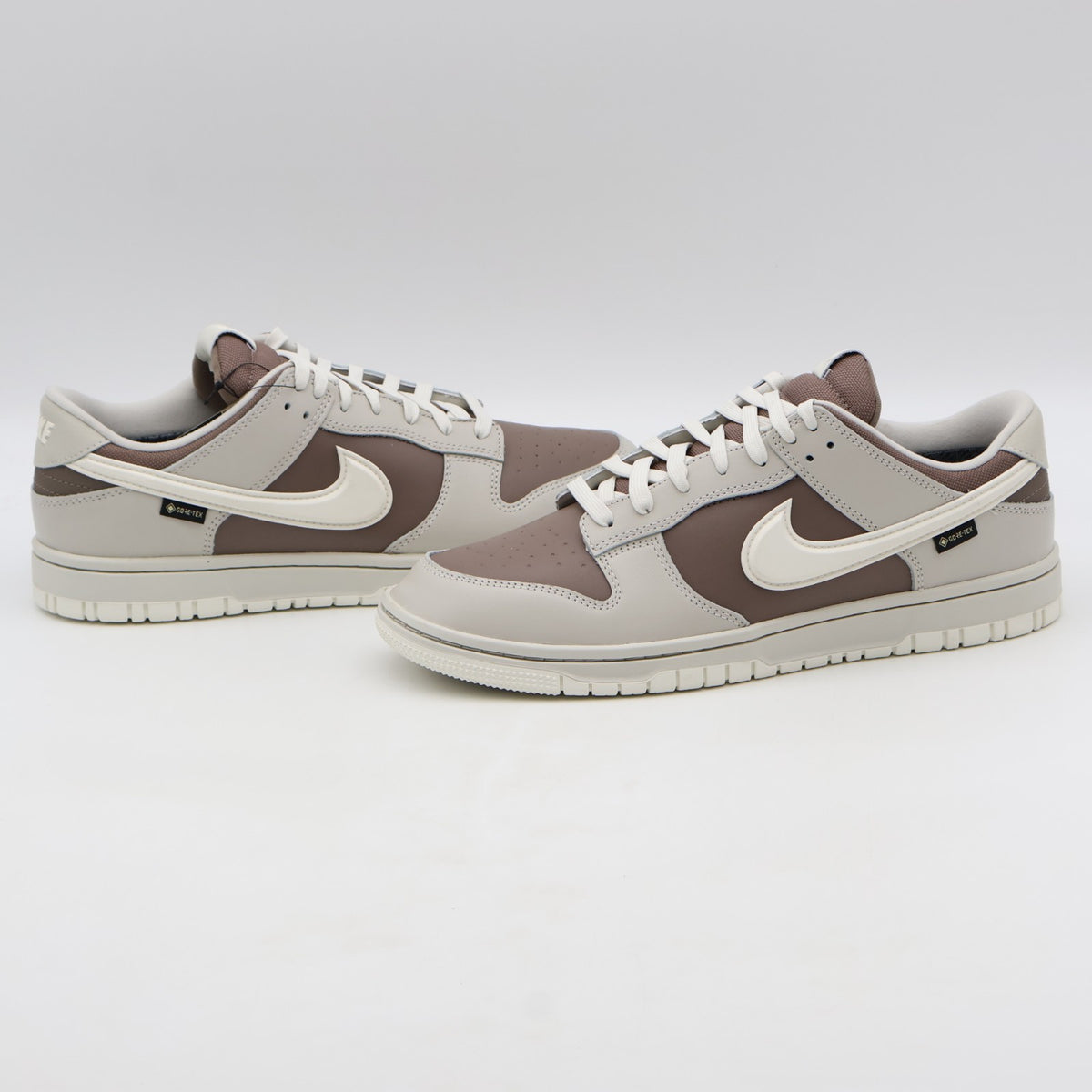 HQ2053-002 Nike Dunk Low GORE-TEX Light Bone (Men's)