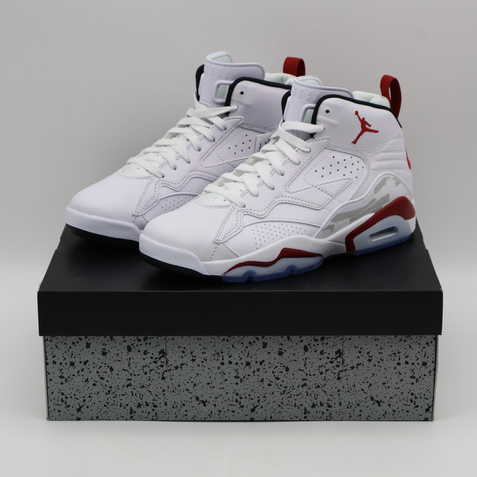 DZ4475-106 Nike Jordan MVP Bulls (Men's)