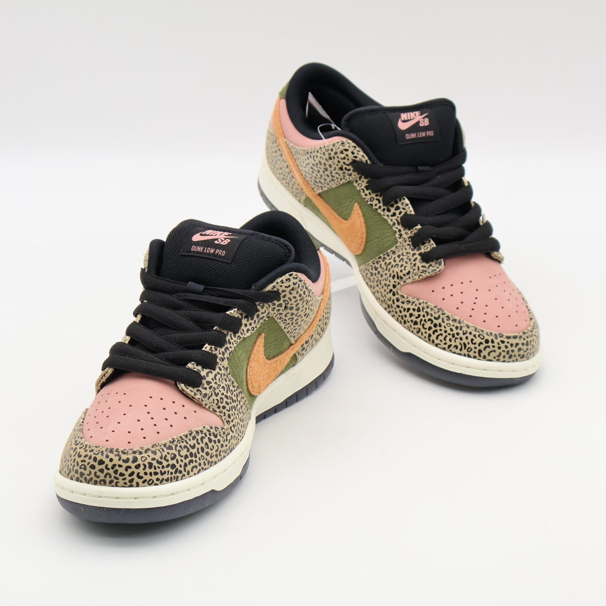 IH3211-200 Arts Rec Nike SB Dunk Low Pro Rust Pink and Rough Green (Men's)