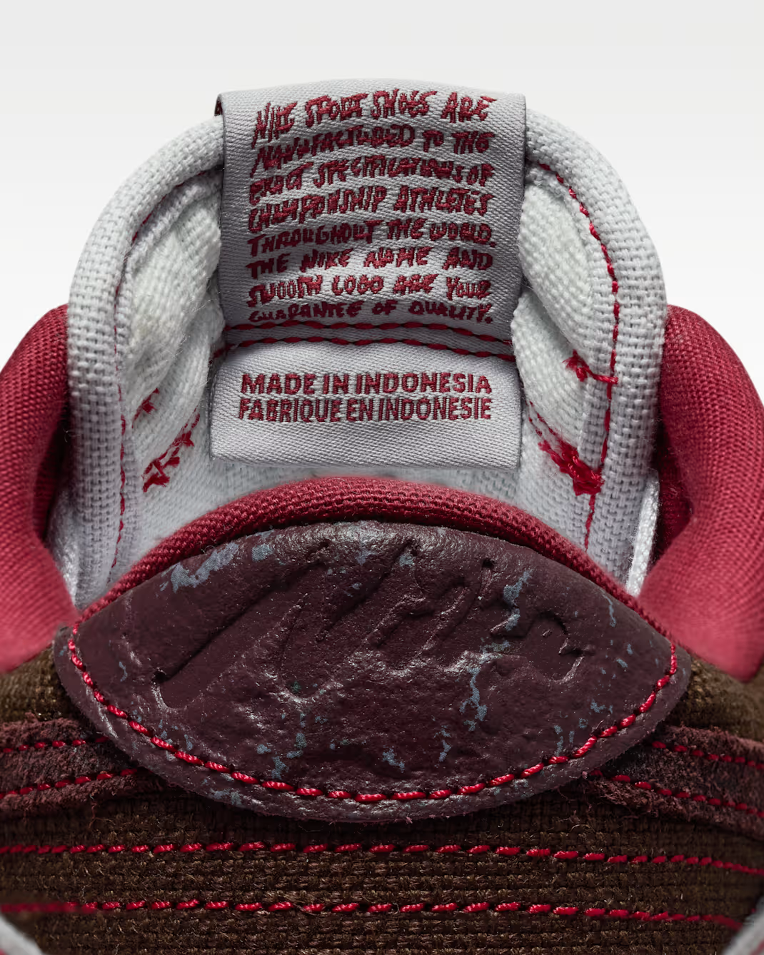 IH1942-001 Nike Dunk Low Retro SE Pure Platinum Burgundy Crush (Men's)