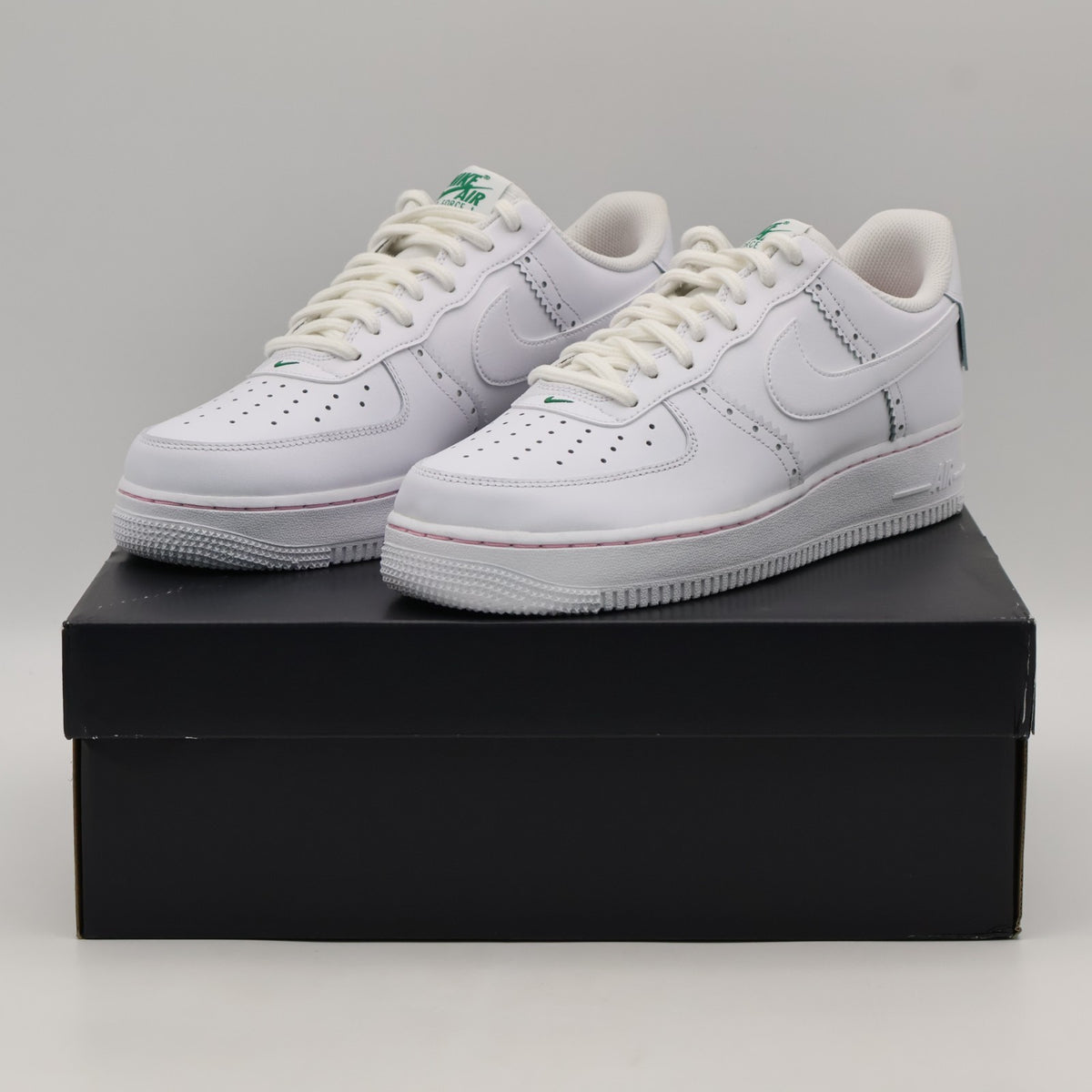 HF1937-100 Nike Air Force 1 Low '07 LV8 White (Men's)