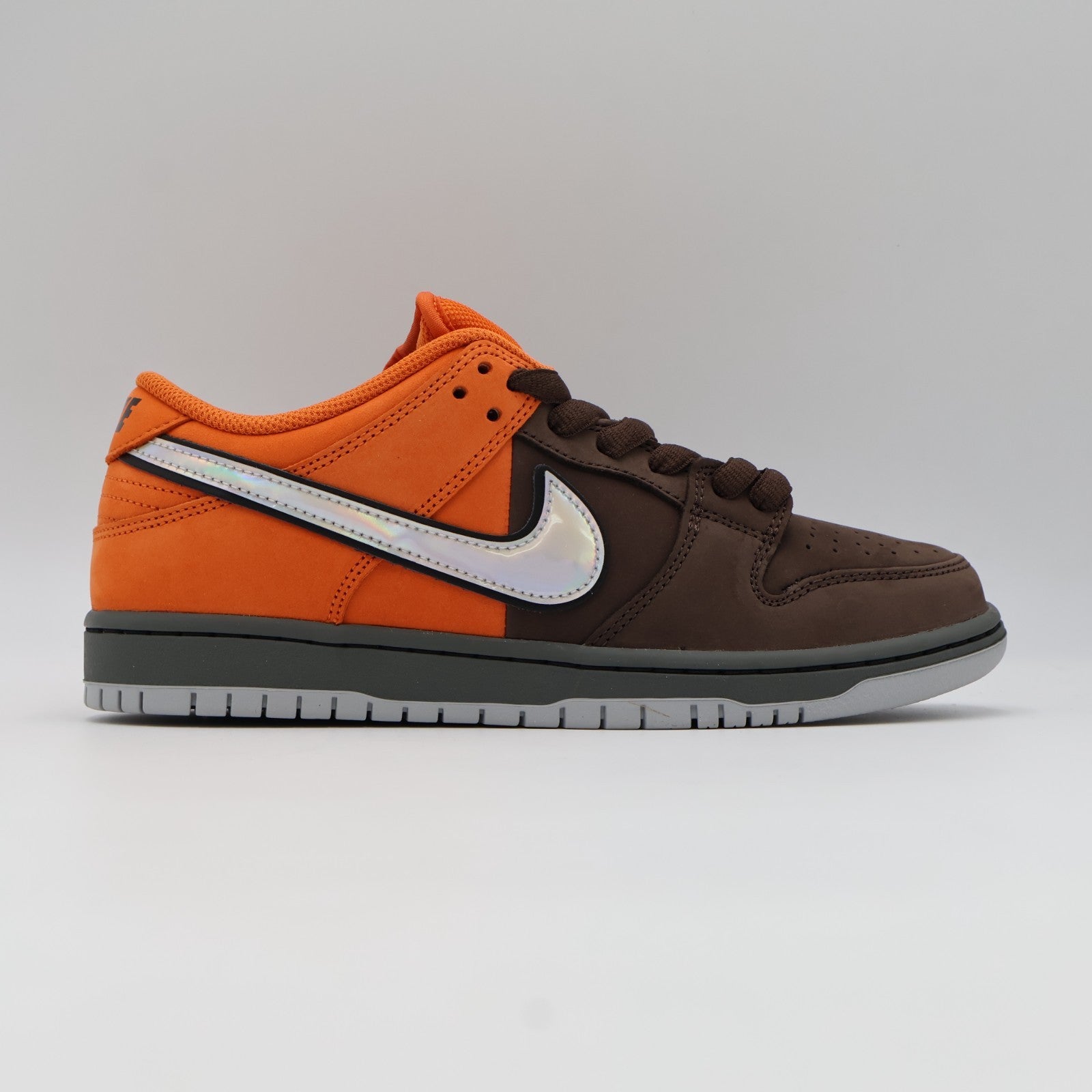 IR1888-800 Nike SB Dunk Low Pro Premium Muni April (Men's)