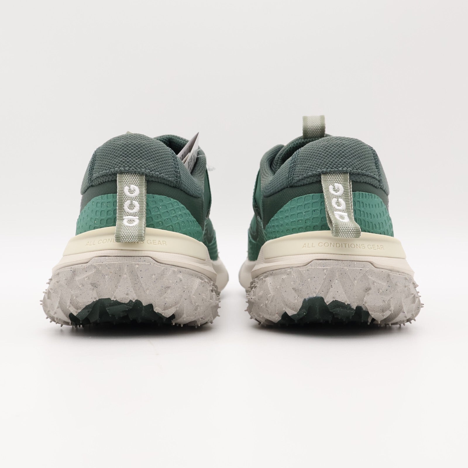 DV7903-300 Nike ACG Mountain Fly 2 Low Green Grey (Men's)