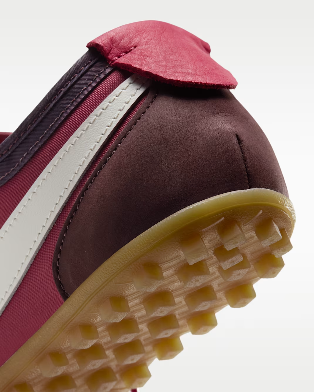 IX3952-600 Nike Moon Shoe OG "Tough Red/Mystic Dates/Gum Light Brown/Sail"(Men's
