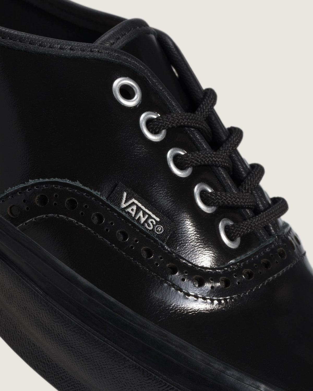 VN000V33BKA Vans OTW AUTHENTIC 44 SIPED VIBRAM GLOSS LEATHER BROGUE BLACK(Men's)