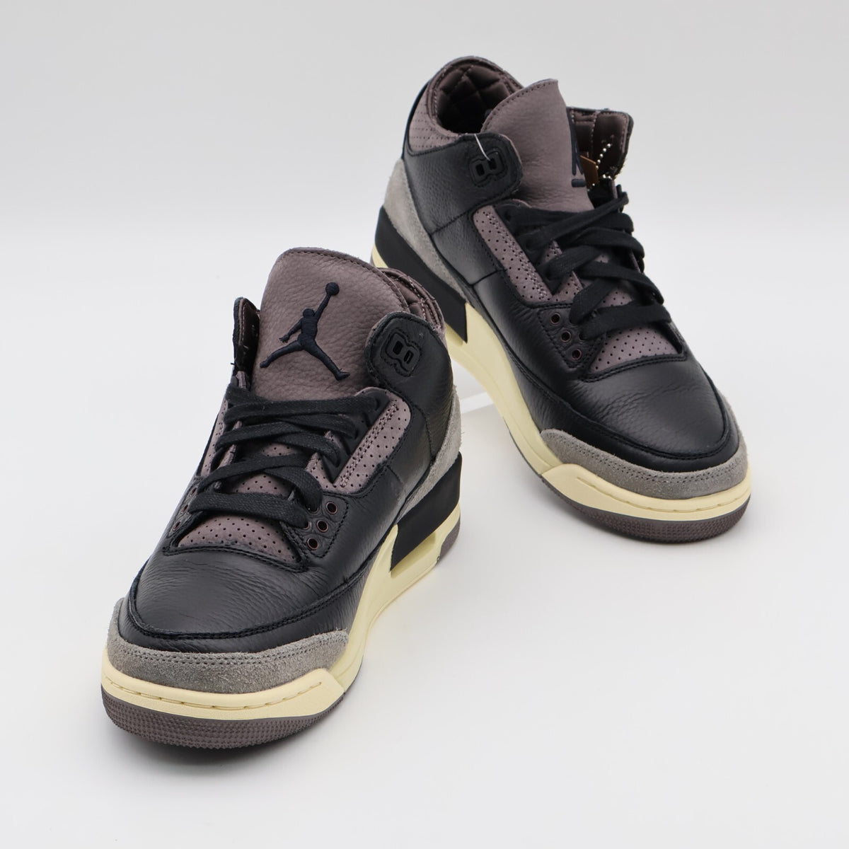 FZ4811-001 A Ma Maniere Nike Women's Air Jordan 3 Retro OG SP Black (Women's)