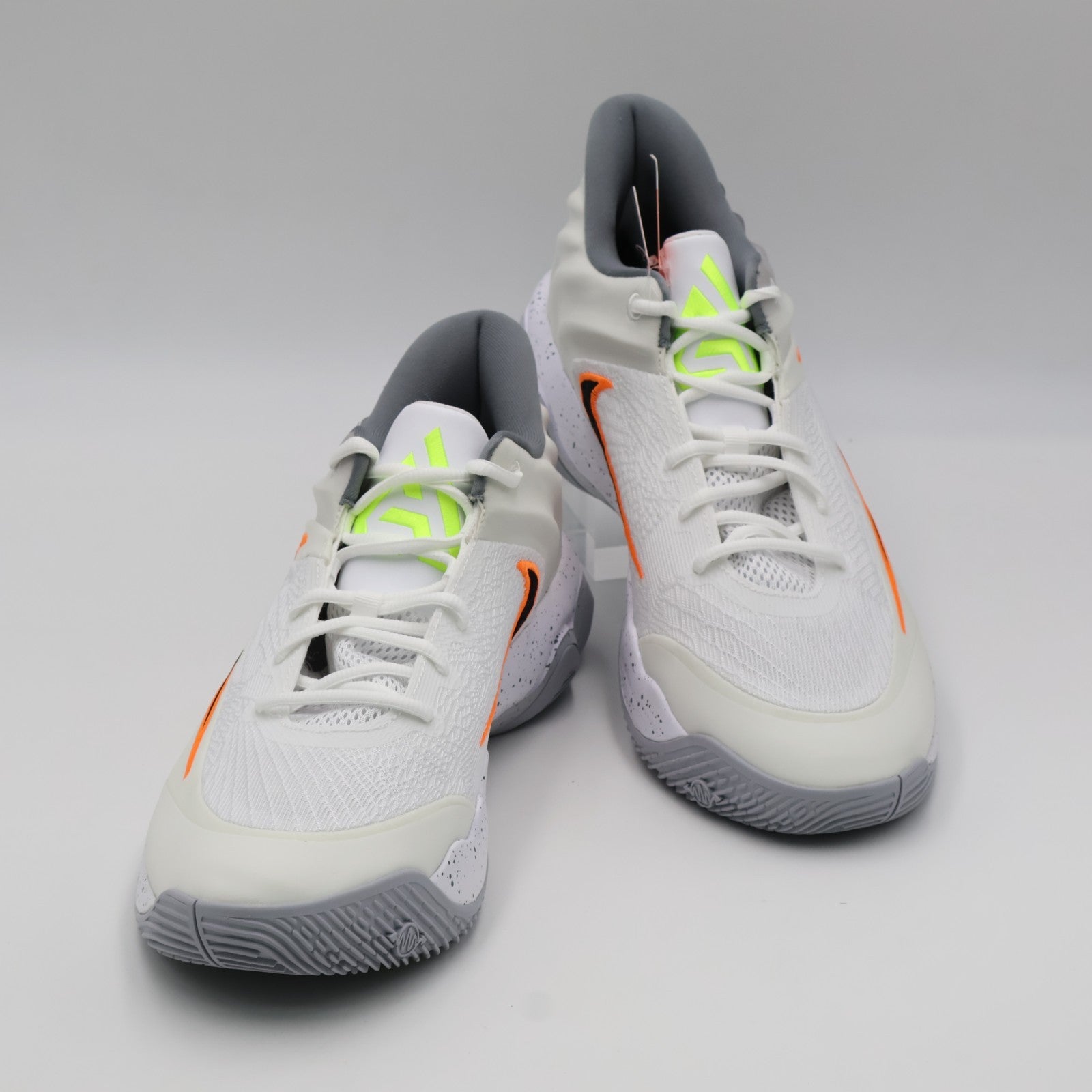 FQ3681-102 Nike Giannis Immortality 4 White Volt Wolf Grey (FQ3680-102) (Men's)