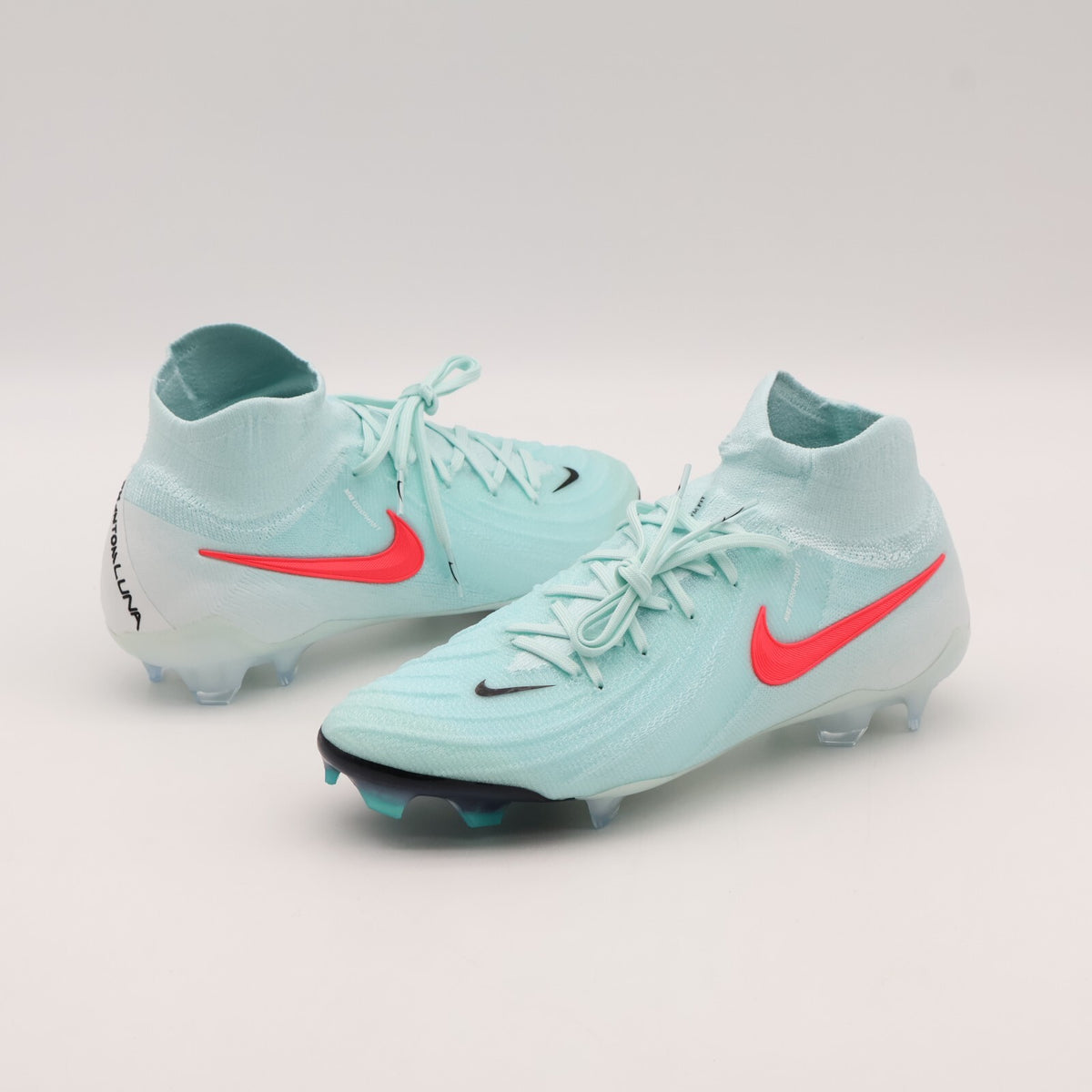 FJ2572-300 Nike Phantom Luna 2 Elite Mint Off Noir Atomic Red (Men's)