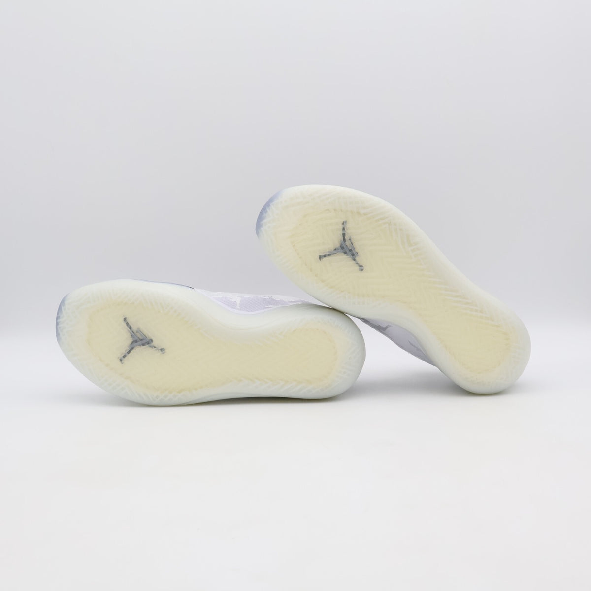 FQ0214-100 Nike Air Jordan 39 White Black Dark Powder Blue (FQ0213-100) (Men's)
