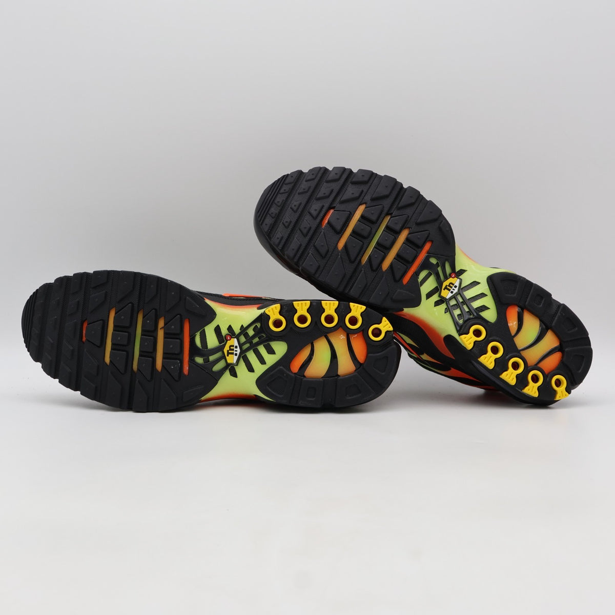 DM0032-028 Nike Air Max Plus Sunrise (Men's)