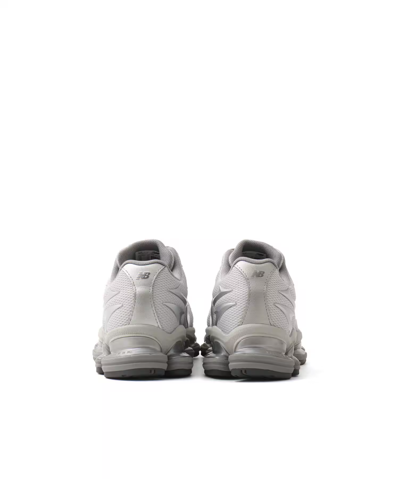 U20005UW New Balance 2000 Silver Metallic (Men's)