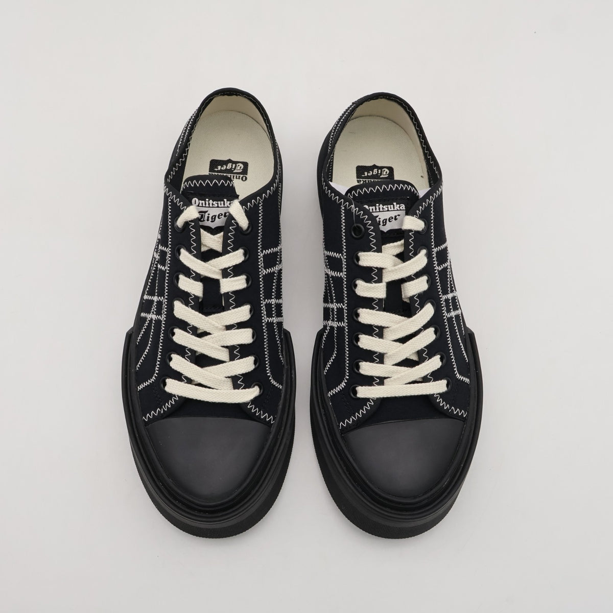 1183C474-001 Onitsuka Tiger Ok Basketball Lo Black Cream (Men's)