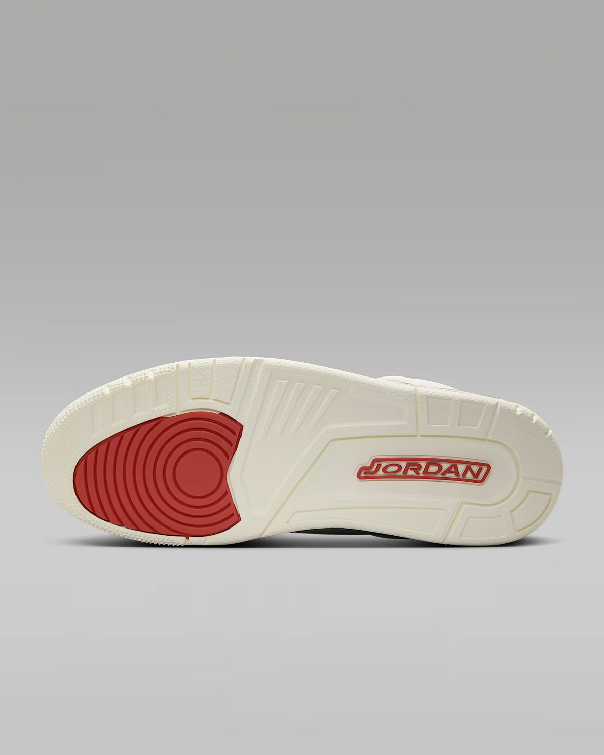 IH4501-100 Nike Jordan Spizike Low El Vuelo (Men's)