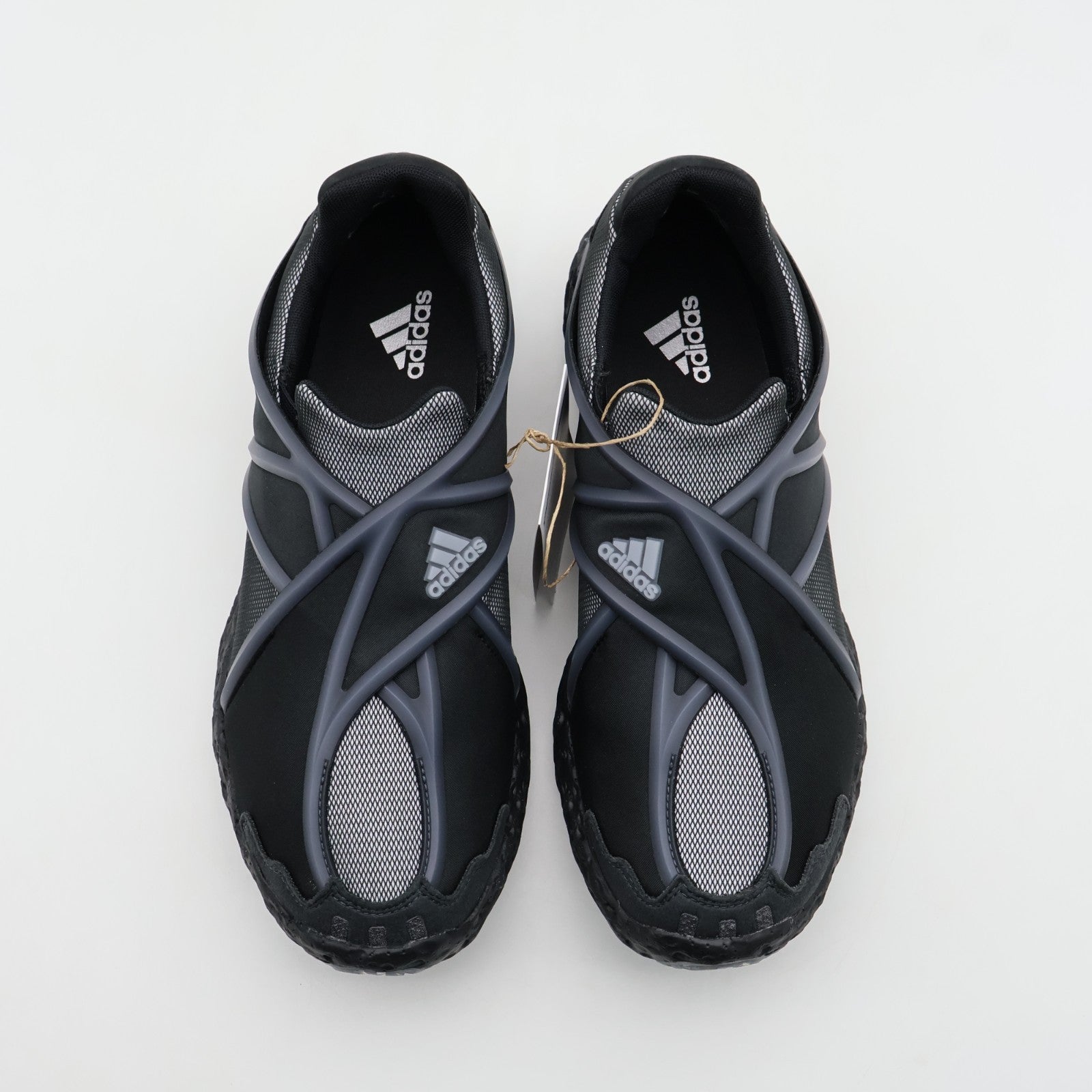 JR0830 adidas Zponge Flux Carbon Iron Metallic Core Black (Men's)
