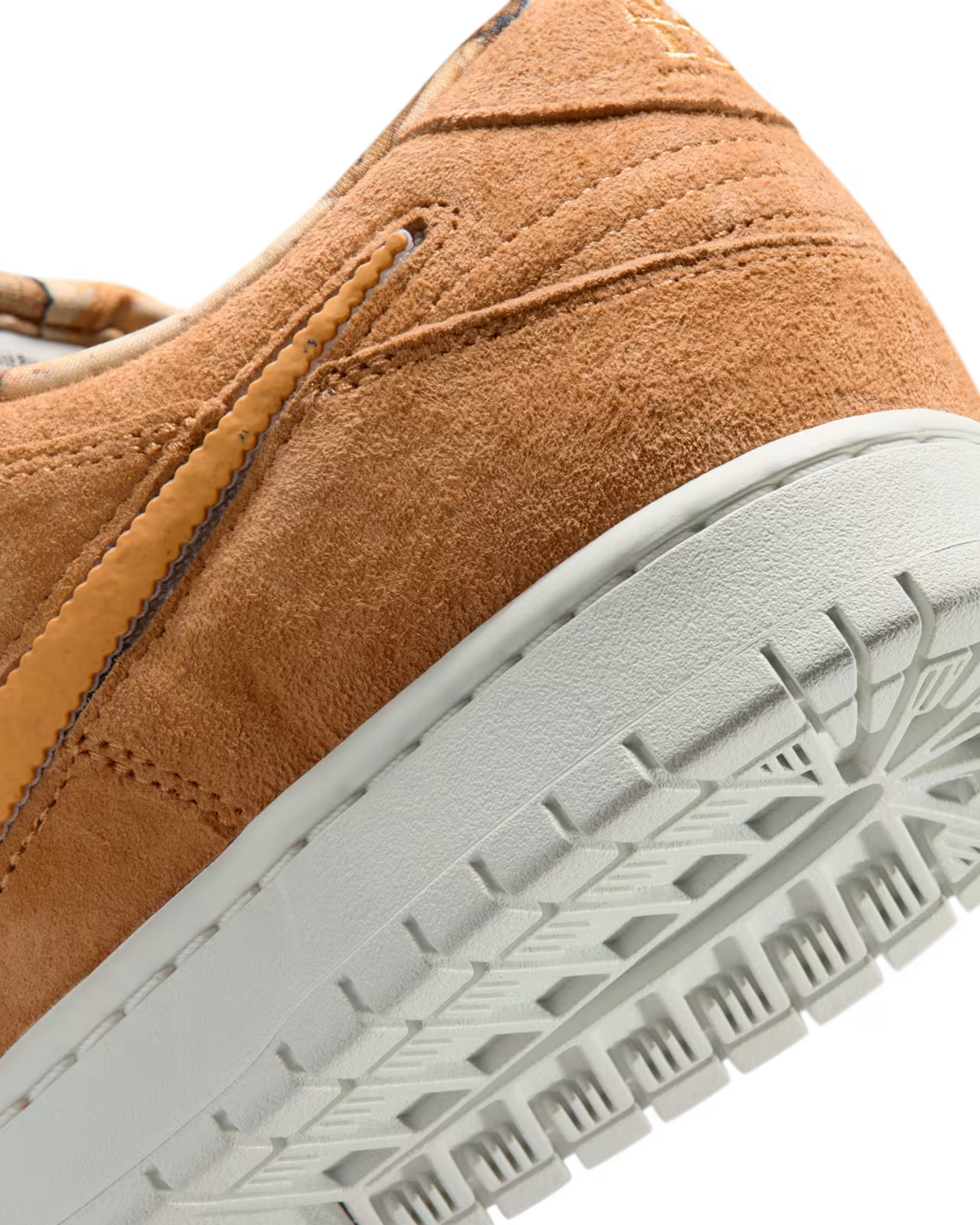 IO9508-200 NOTE Manchester Nike SB Dunk Low Flax (Men's)