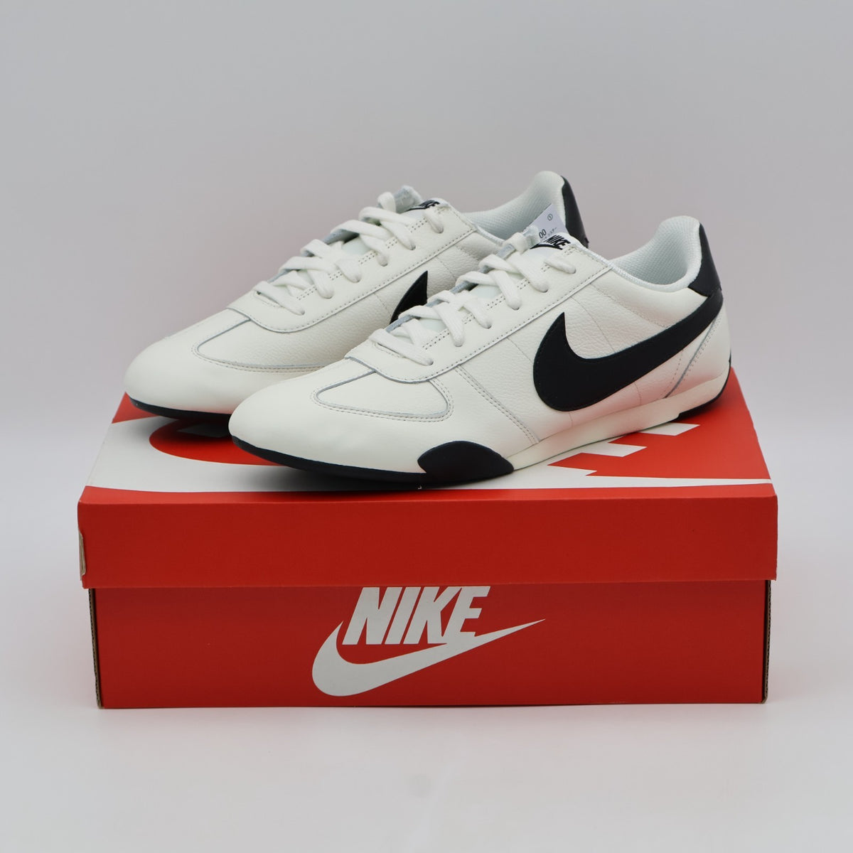 IB7102-100 Nike Women's Sprint Sister SailBlack (Women's)